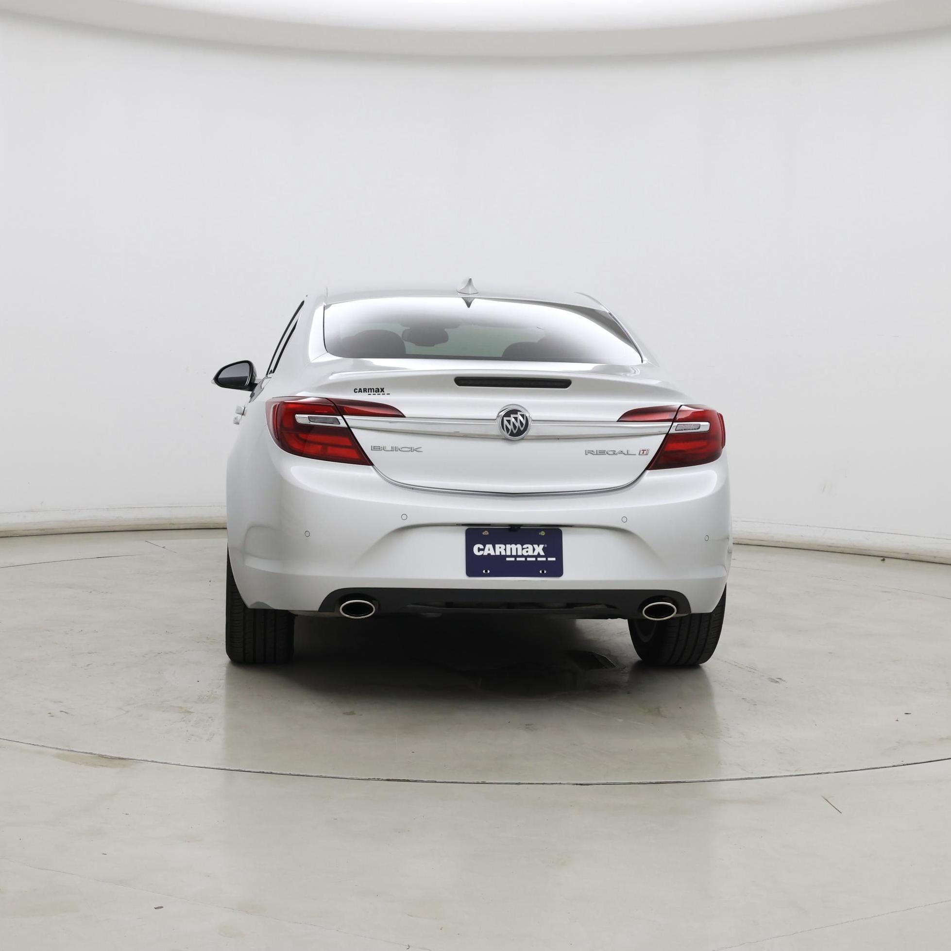 Thumbnail: 2017 Buick Regal - 6