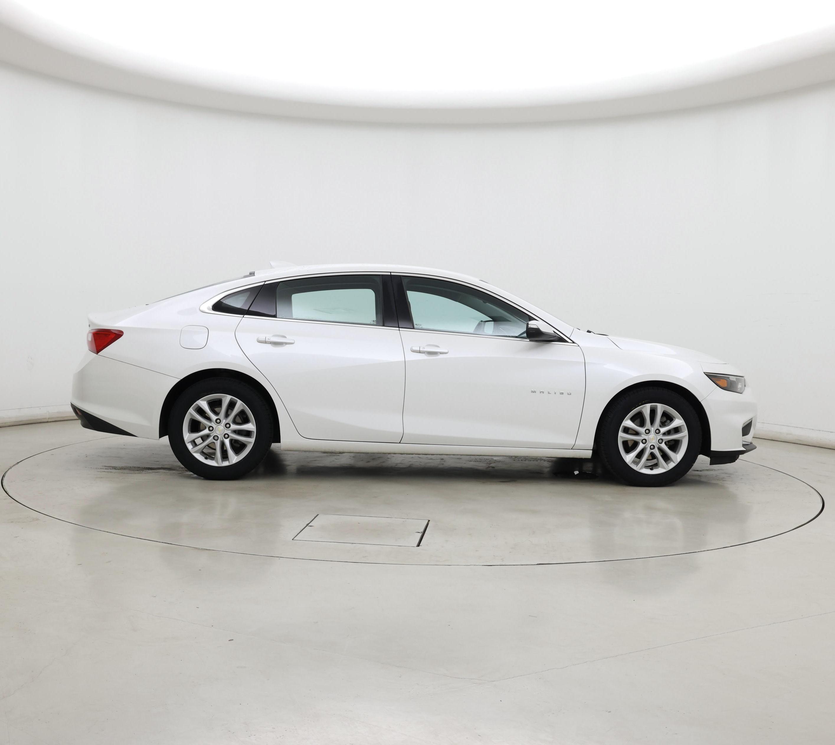 Thumbnail: 2017 Chevrolet Malibu - 7