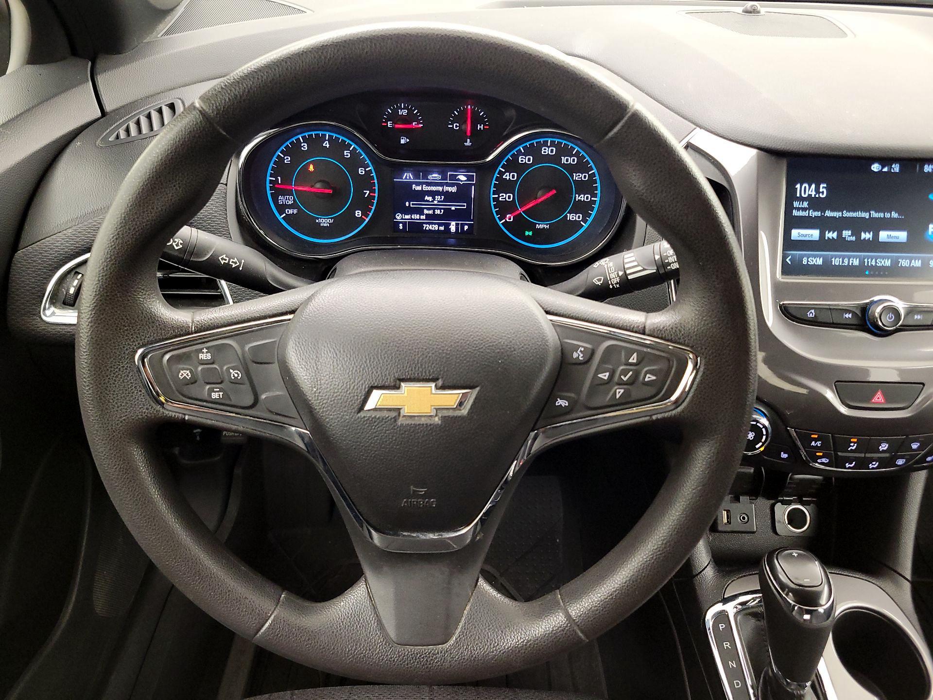Thumbnail: 2018 Chevrolet Cruze - 10