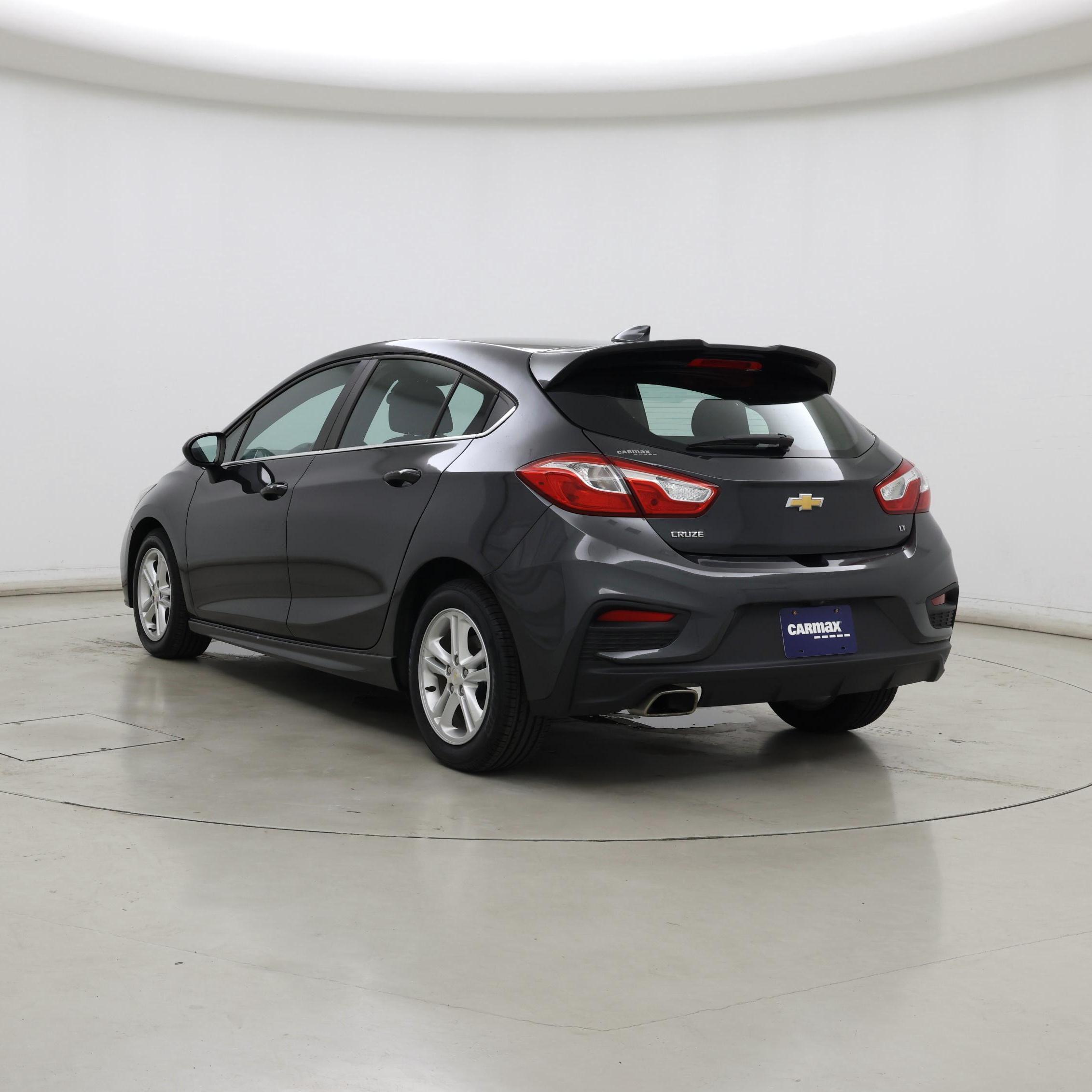 Thumbnail: 2018 Chevrolet Cruze - 2