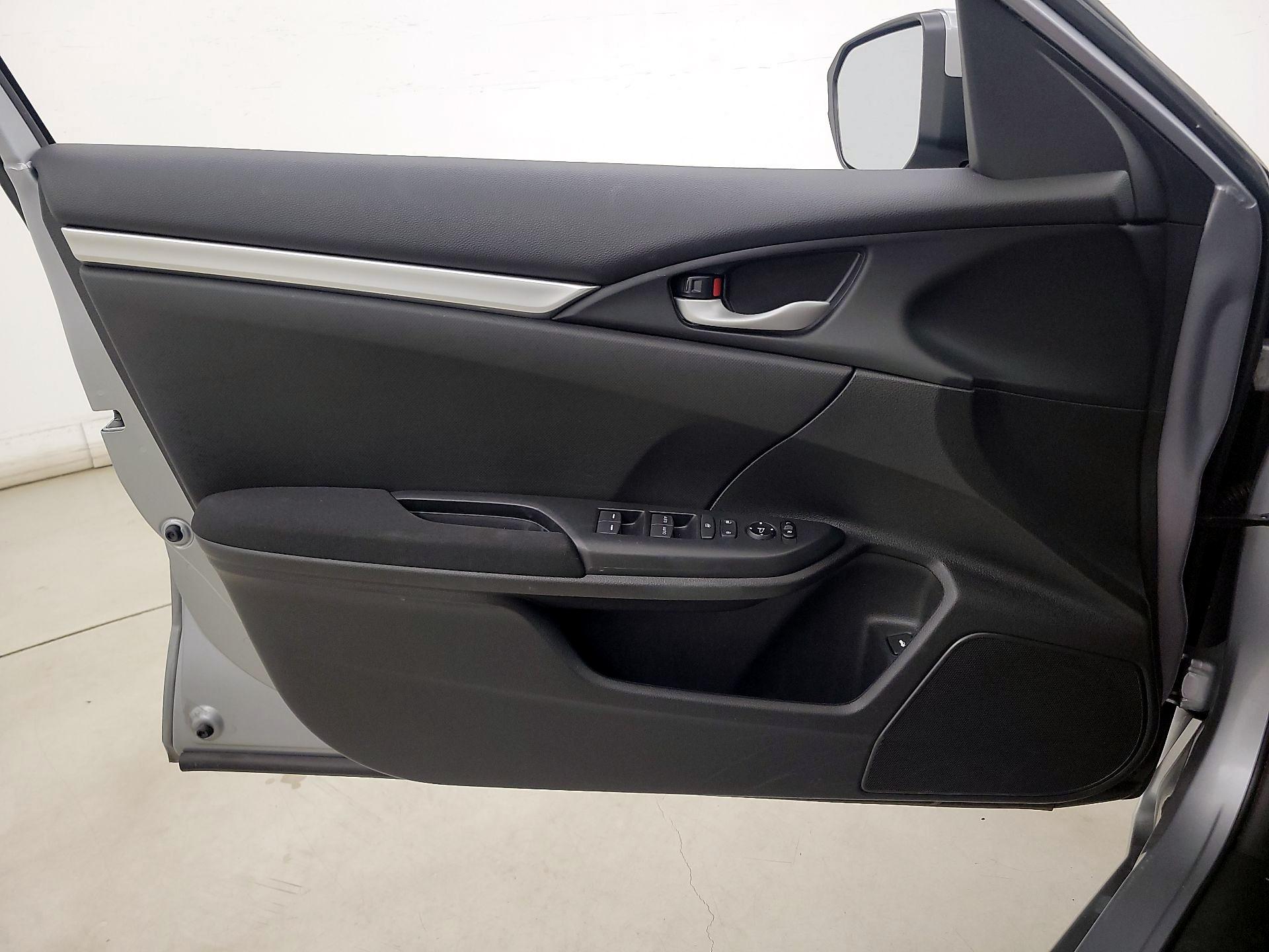 Thumbnail: 2019 Honda Civic - 12