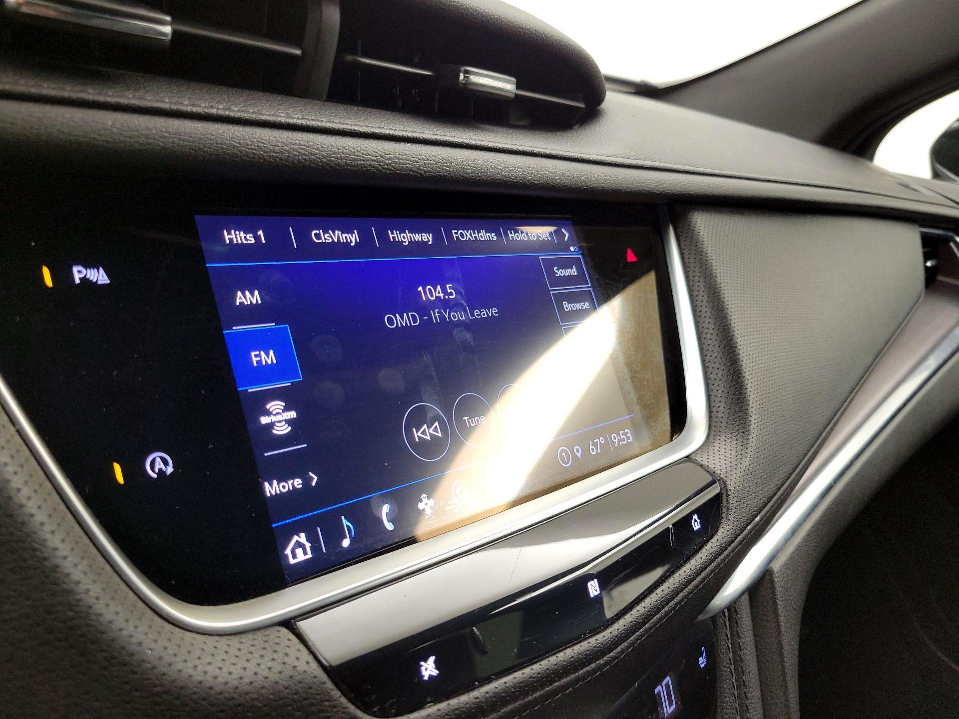Thumbnail: 2021 Cadillac XT5 - 15