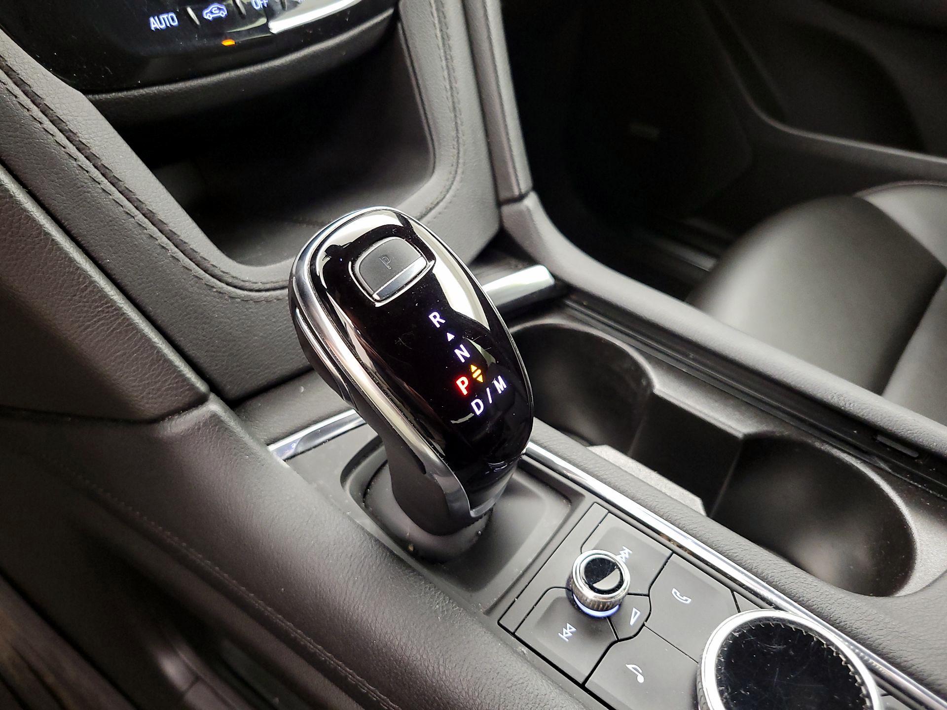 Thumbnail: 2021 Cadillac XT5 - 17