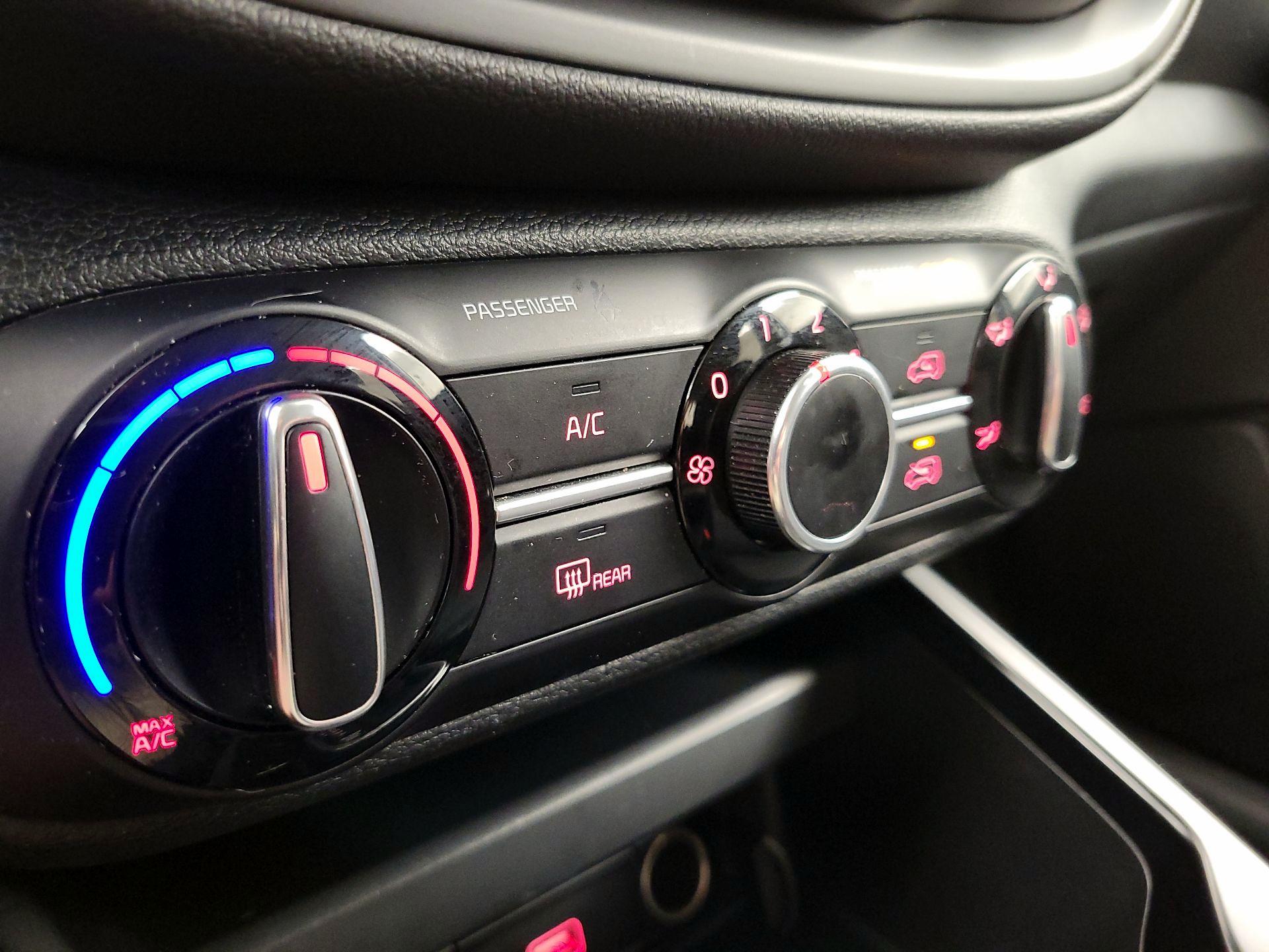 Thumbnail: 2021 Kia Soul - 16