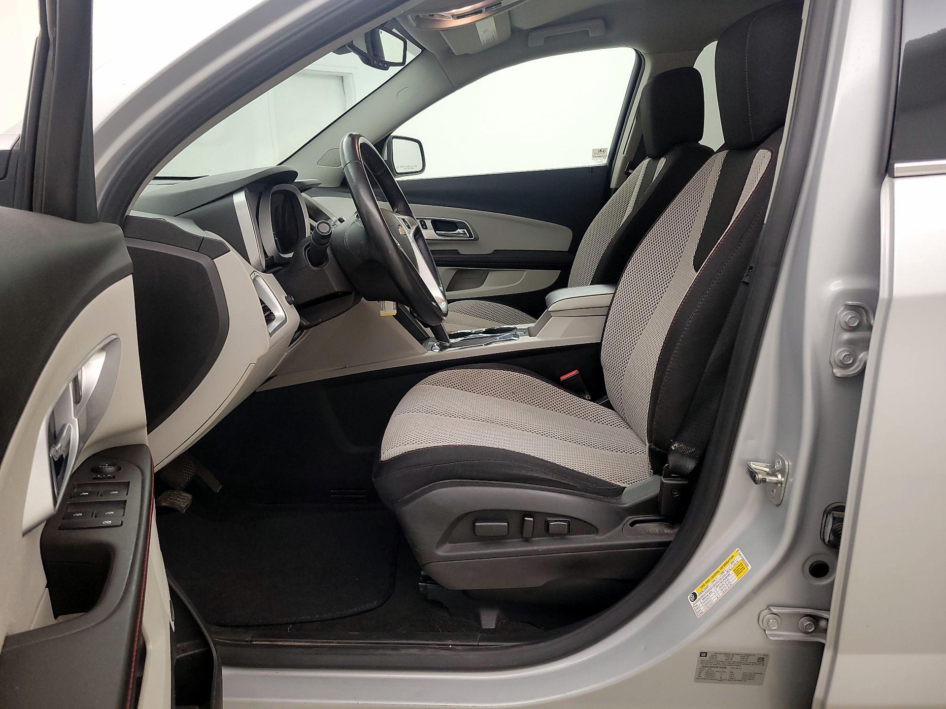 Thumbnail: 2015 Chevrolet Equinox - 11