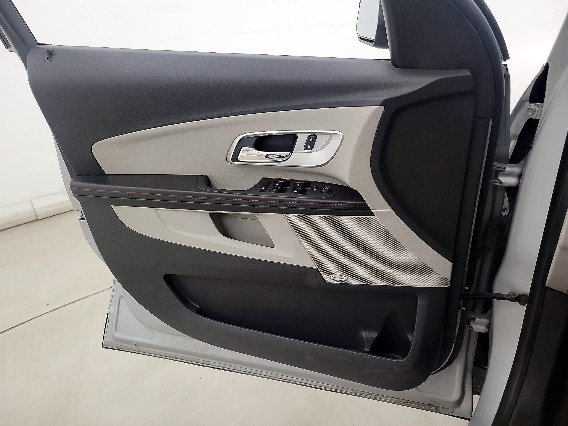 Thumbnail: 2015 Chevrolet Equinox - 12