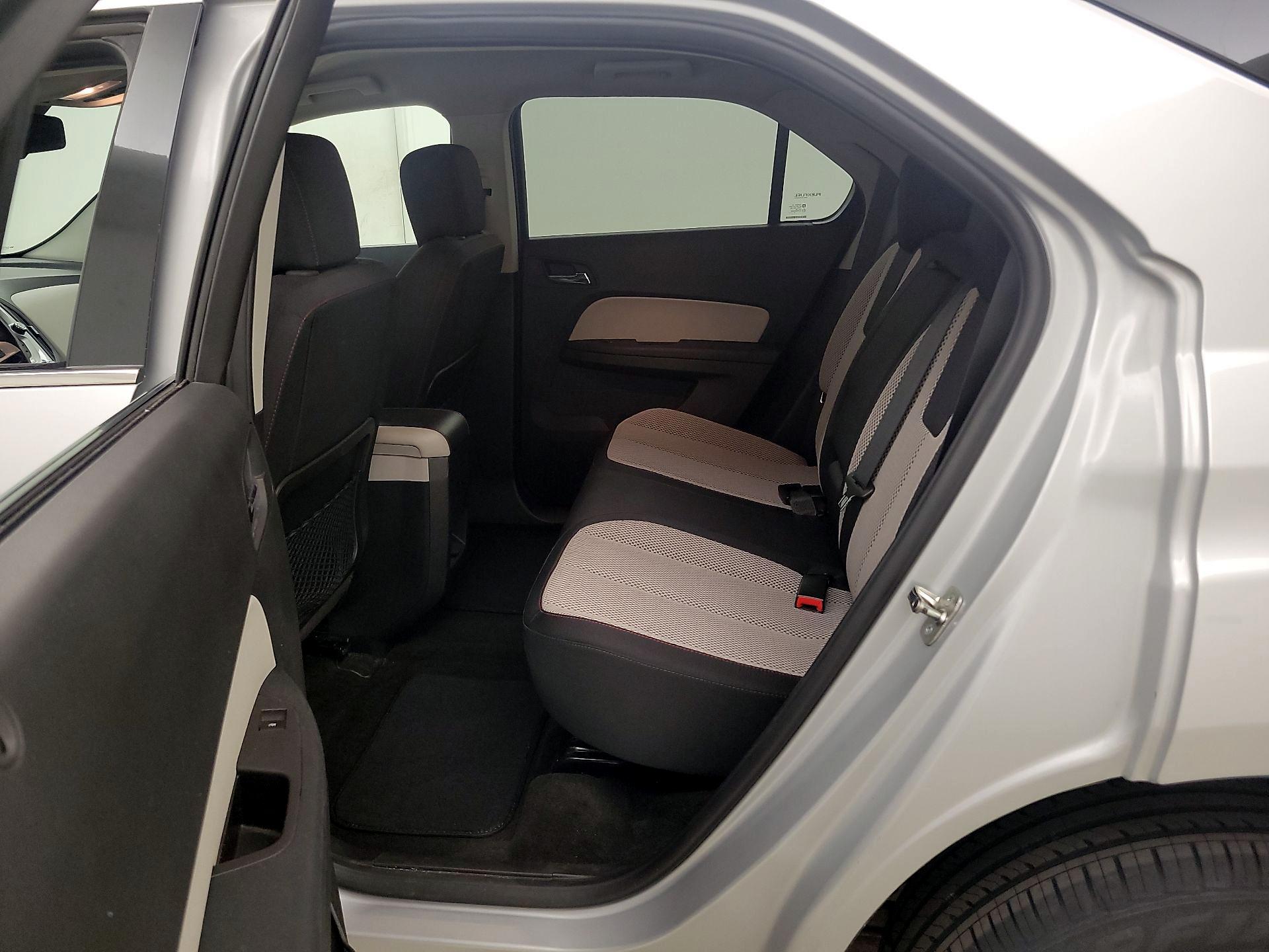 Thumbnail: 2015 Chevrolet Equinox - 18