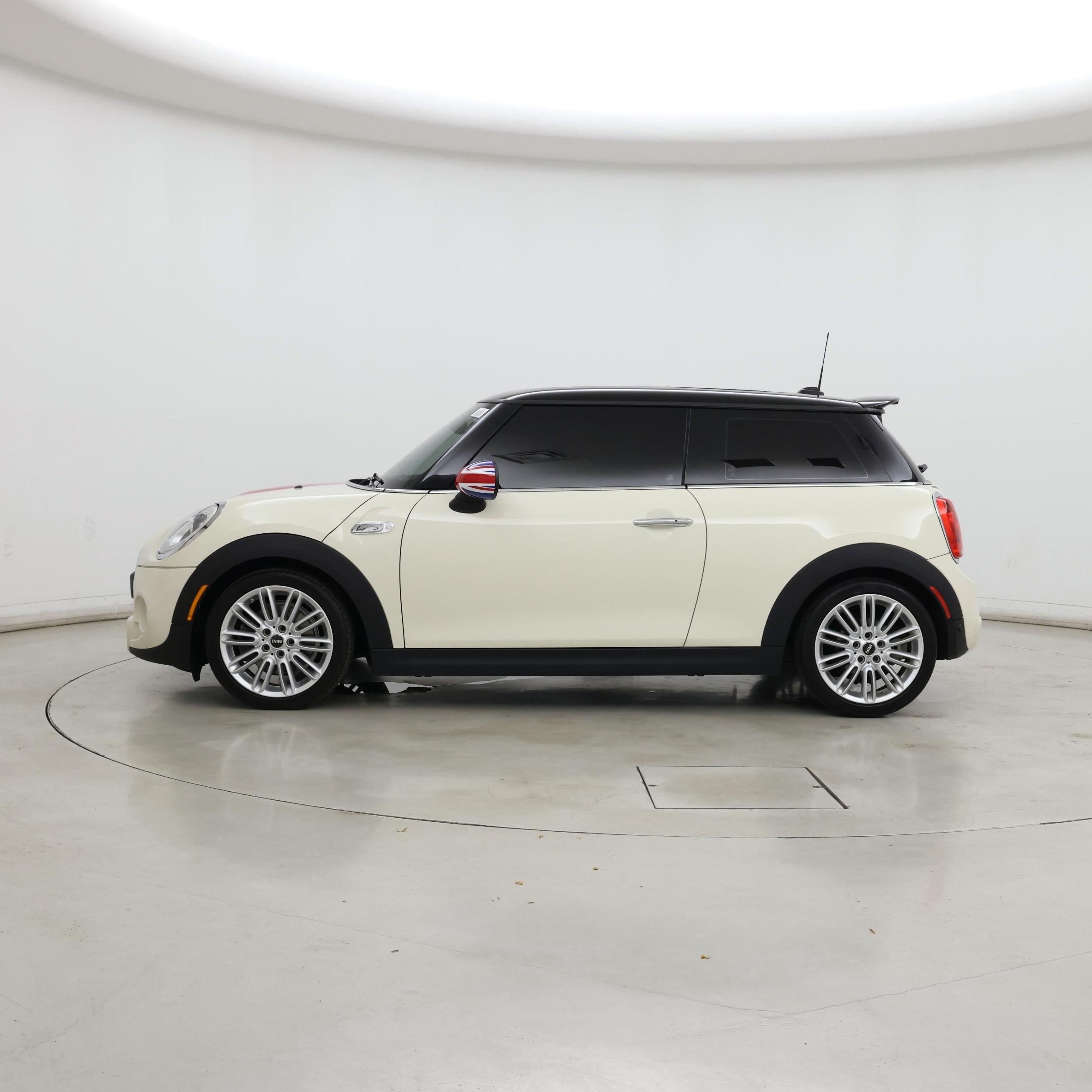 Thumbnail: 2015 MINI Cooper Hardtop - 3