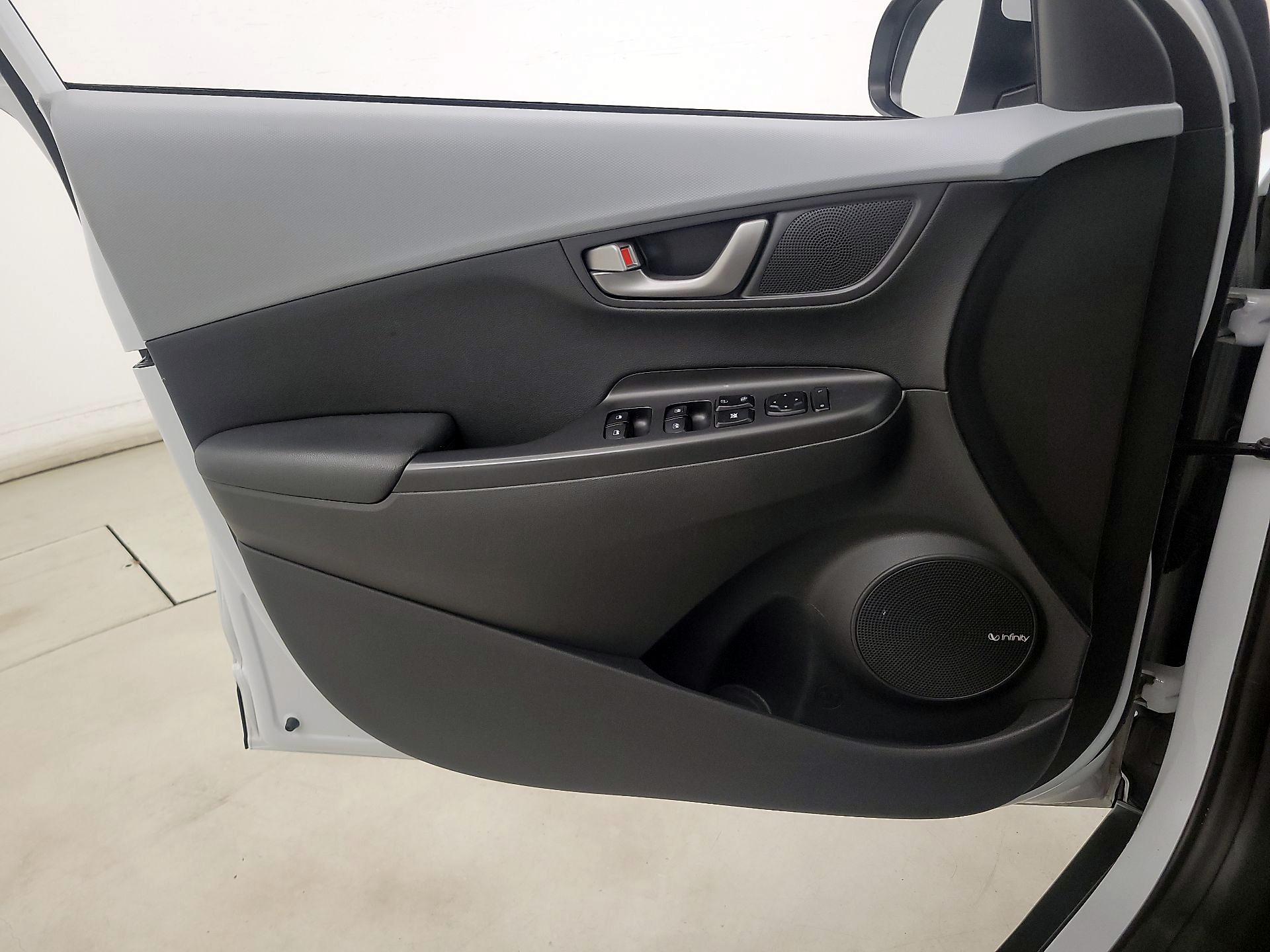 Thumbnail: 2021 Hyundai Kona - 12