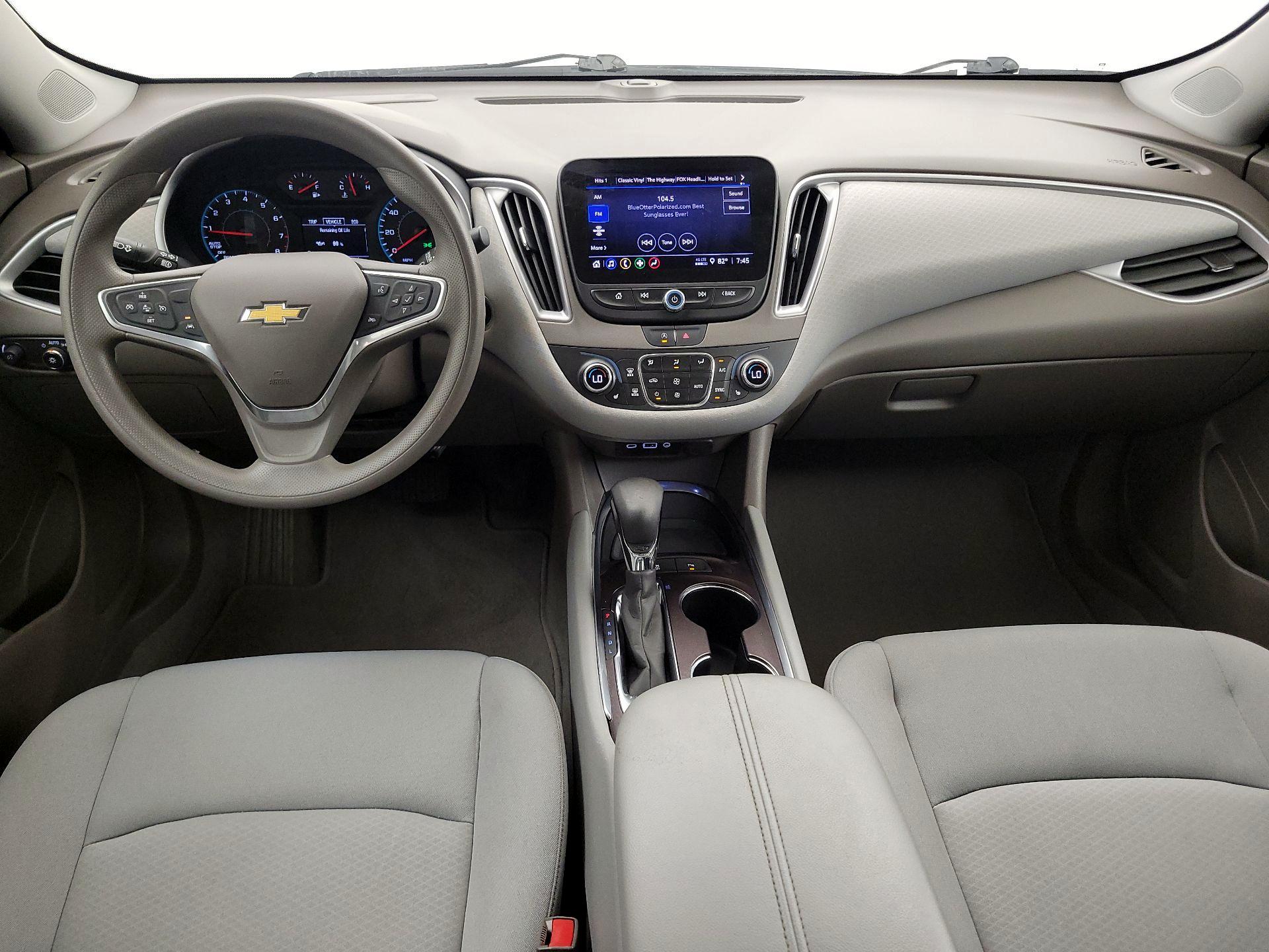 Thumbnail: 2022 Chevrolet Malibu - 9
