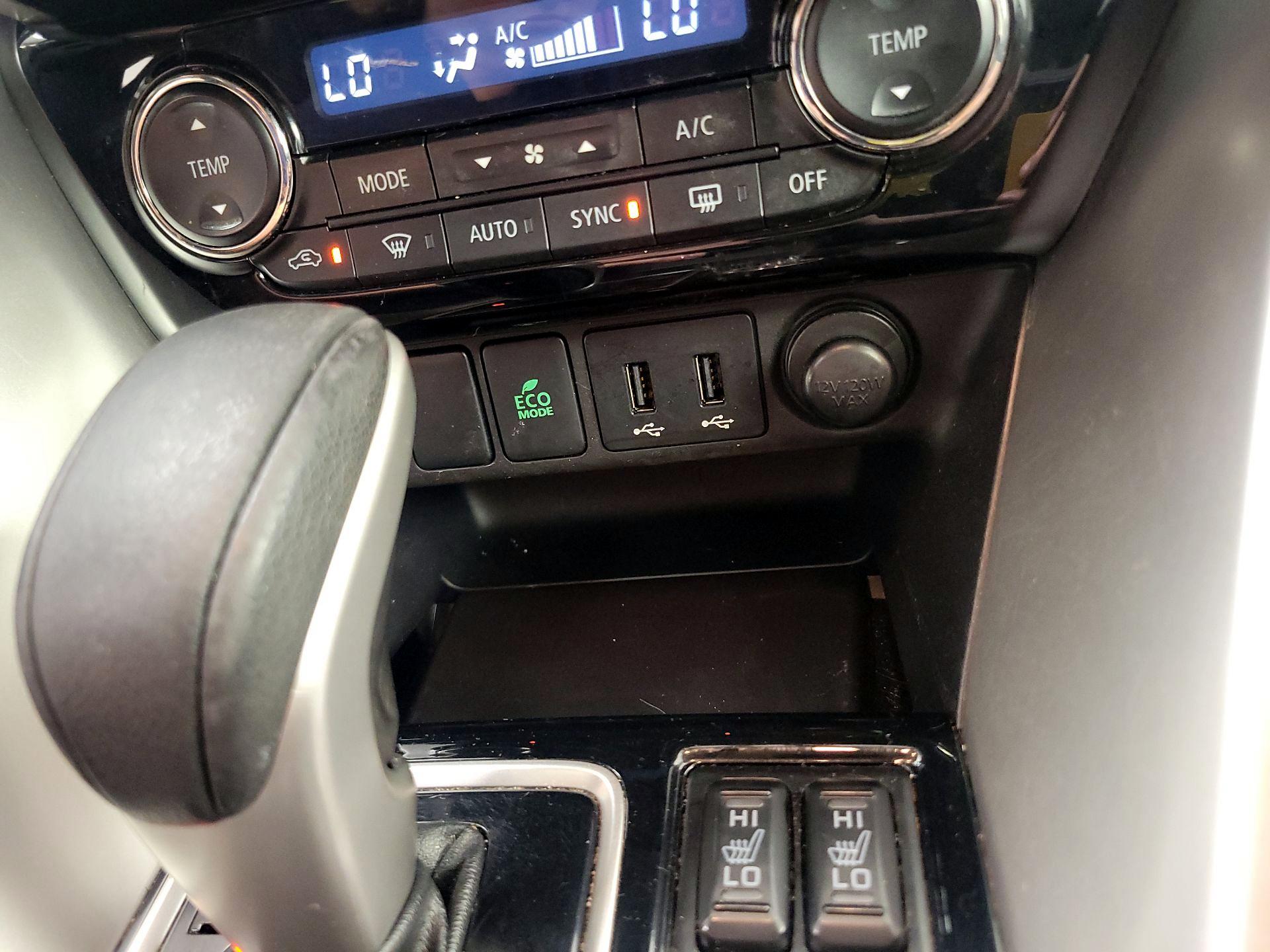 Thumbnail: 2018 Mitsubishi Eclipse Cross - 18