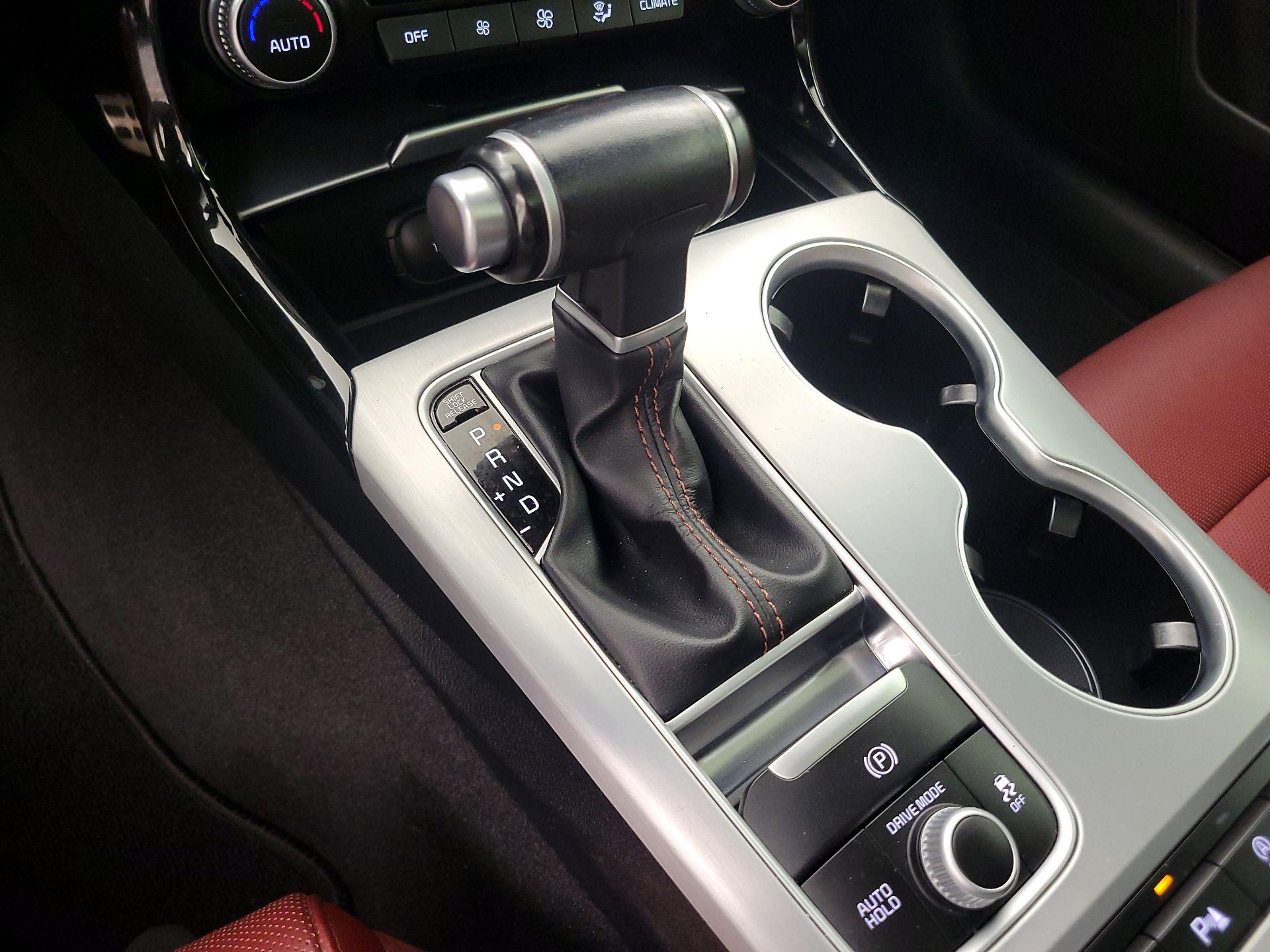 Thumbnail: 2018 Kia Stinger - 18
