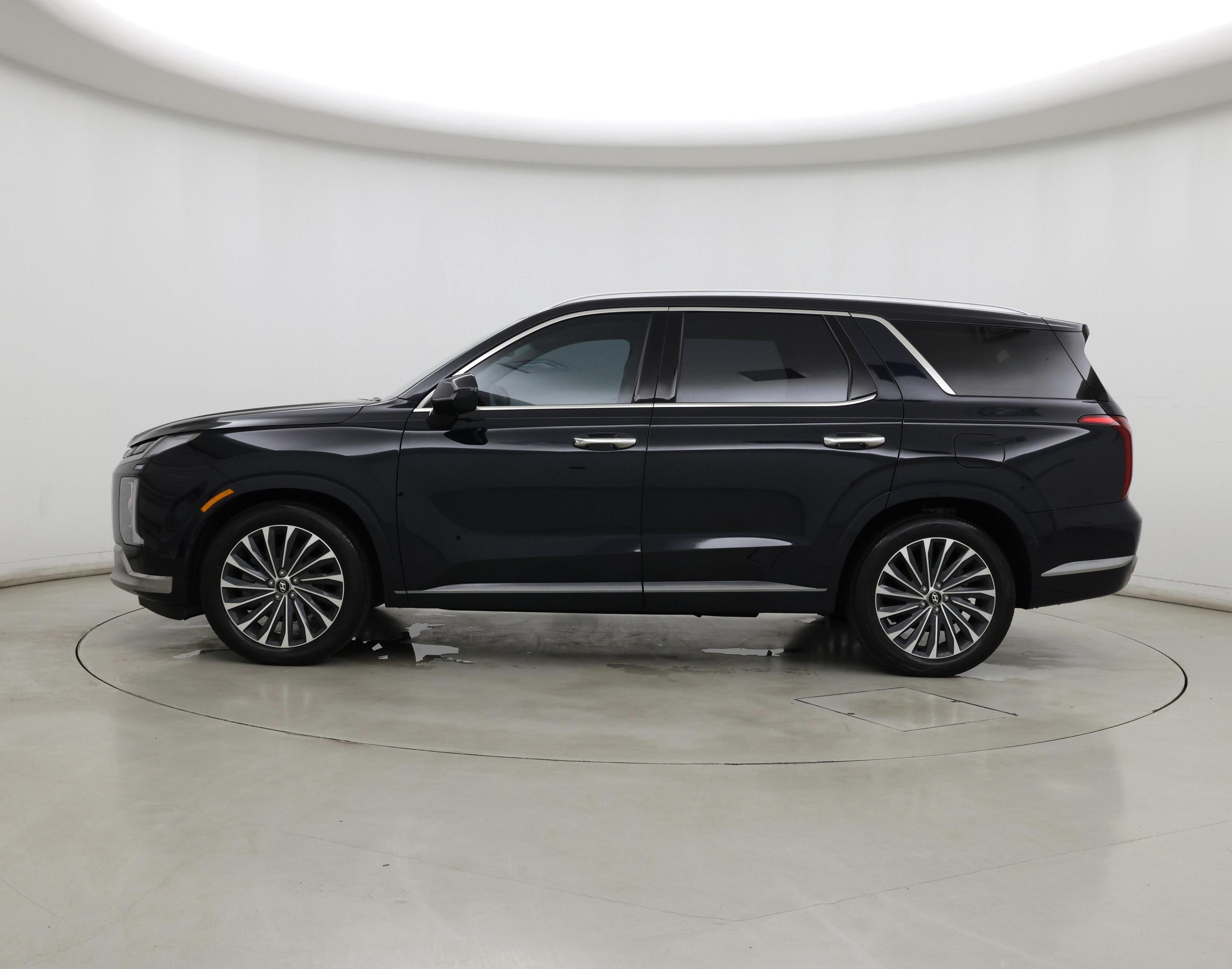 Thumbnail: 2023 Hyundai Palisade - 3