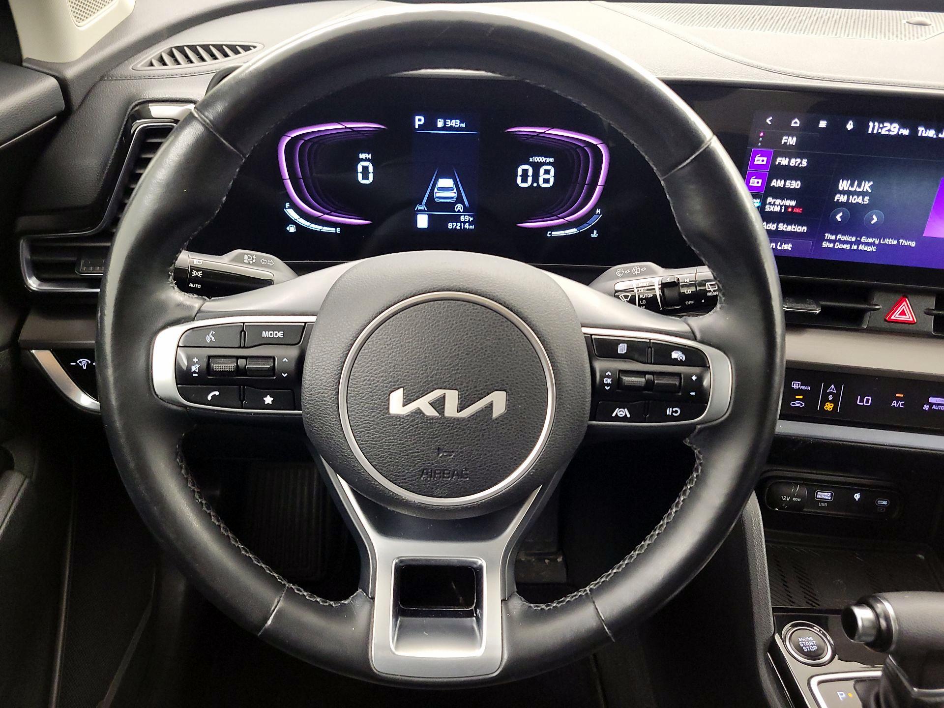 Thumbnail: 2023 Kia Sportage - 10