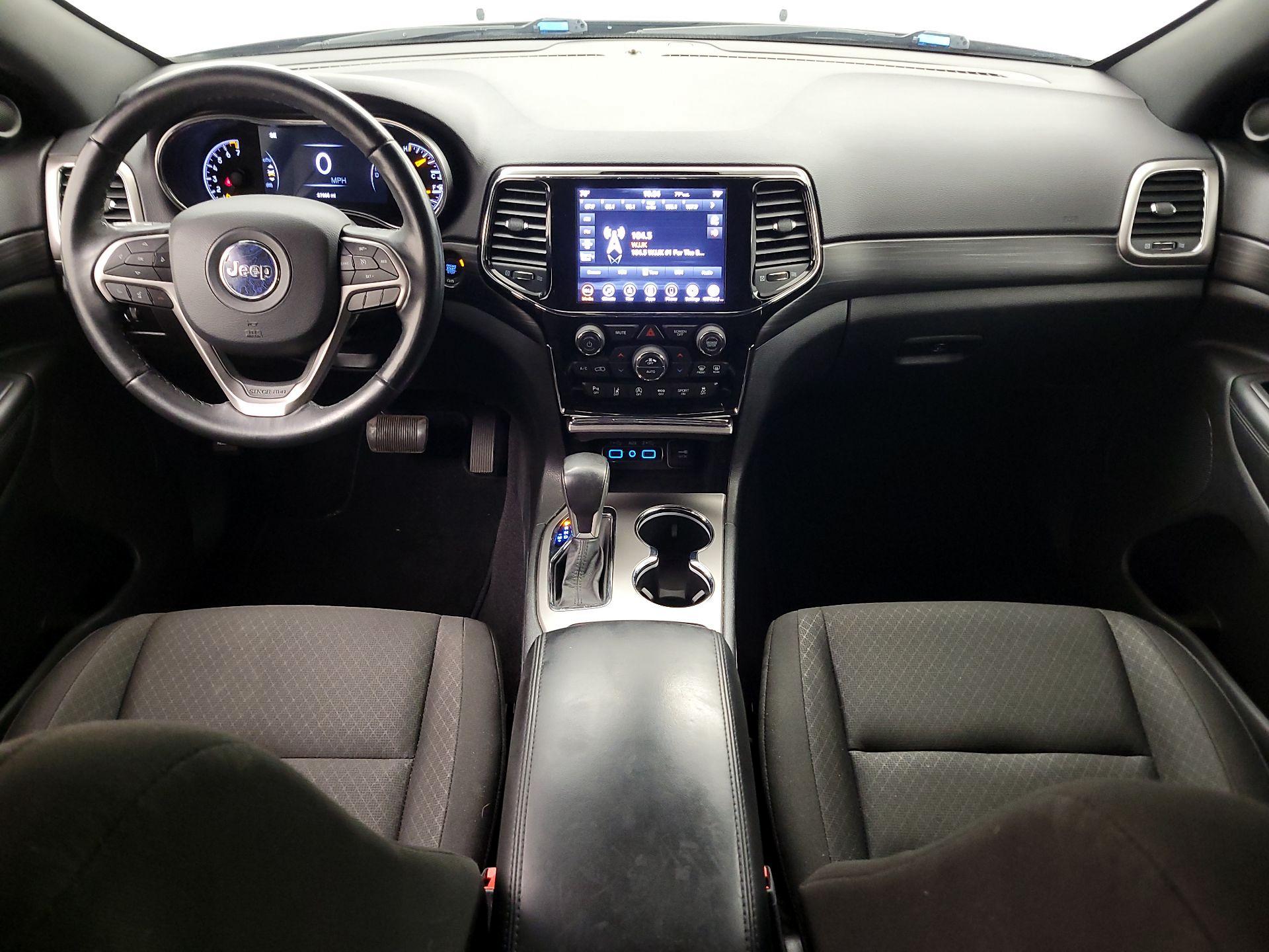 Thumbnail: 2020 Jeep Grand Cherokee - 9