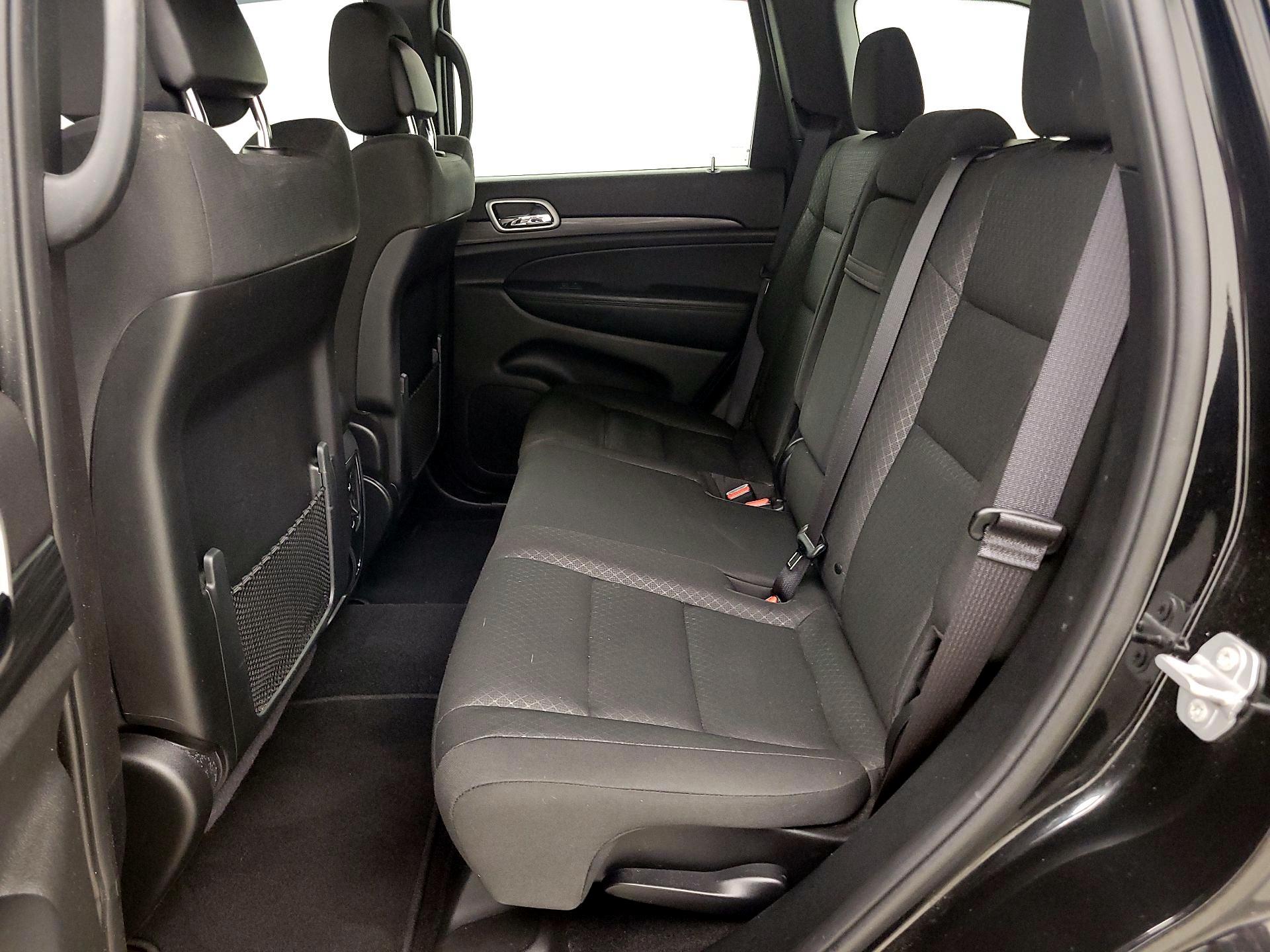 Thumbnail: 2020 Jeep Grand Cherokee - 20