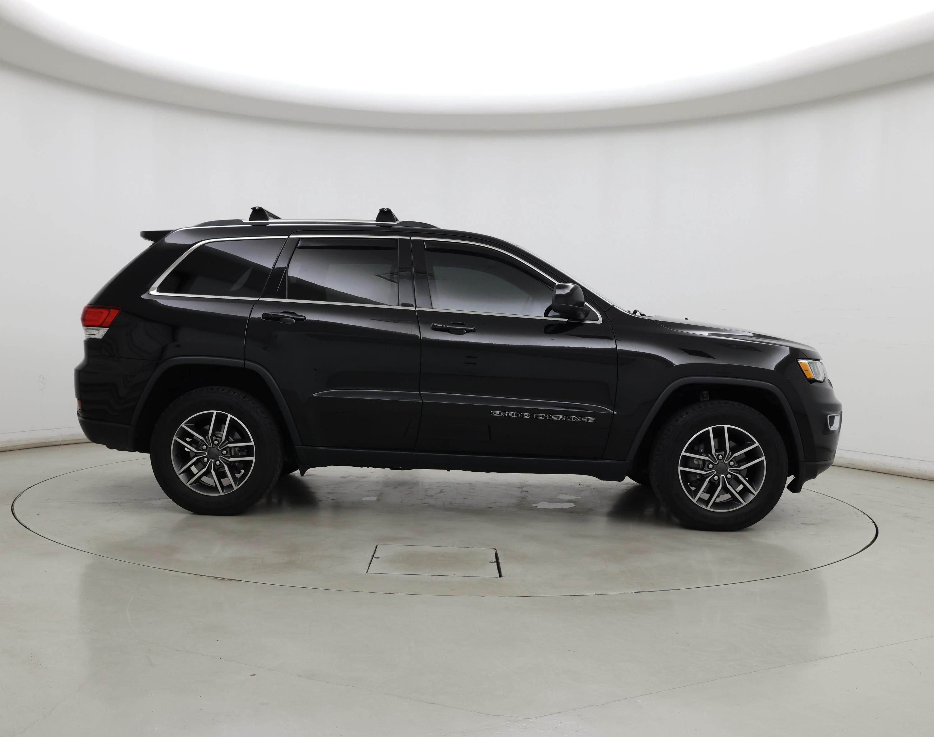 Thumbnail: 2020 Jeep Grand Cherokee - 7