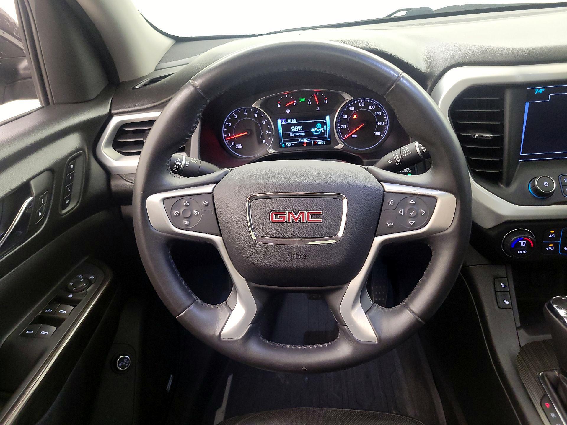 Thumbnail: 2017 GMC Acadia - 10
