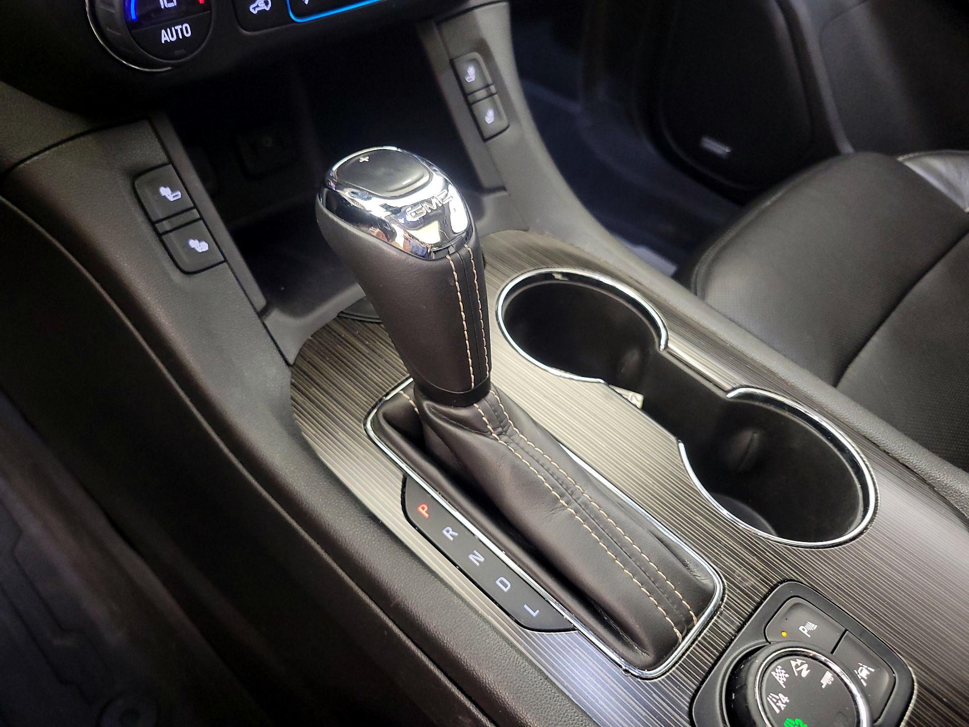 Thumbnail: 2017 GMC Acadia - 18
