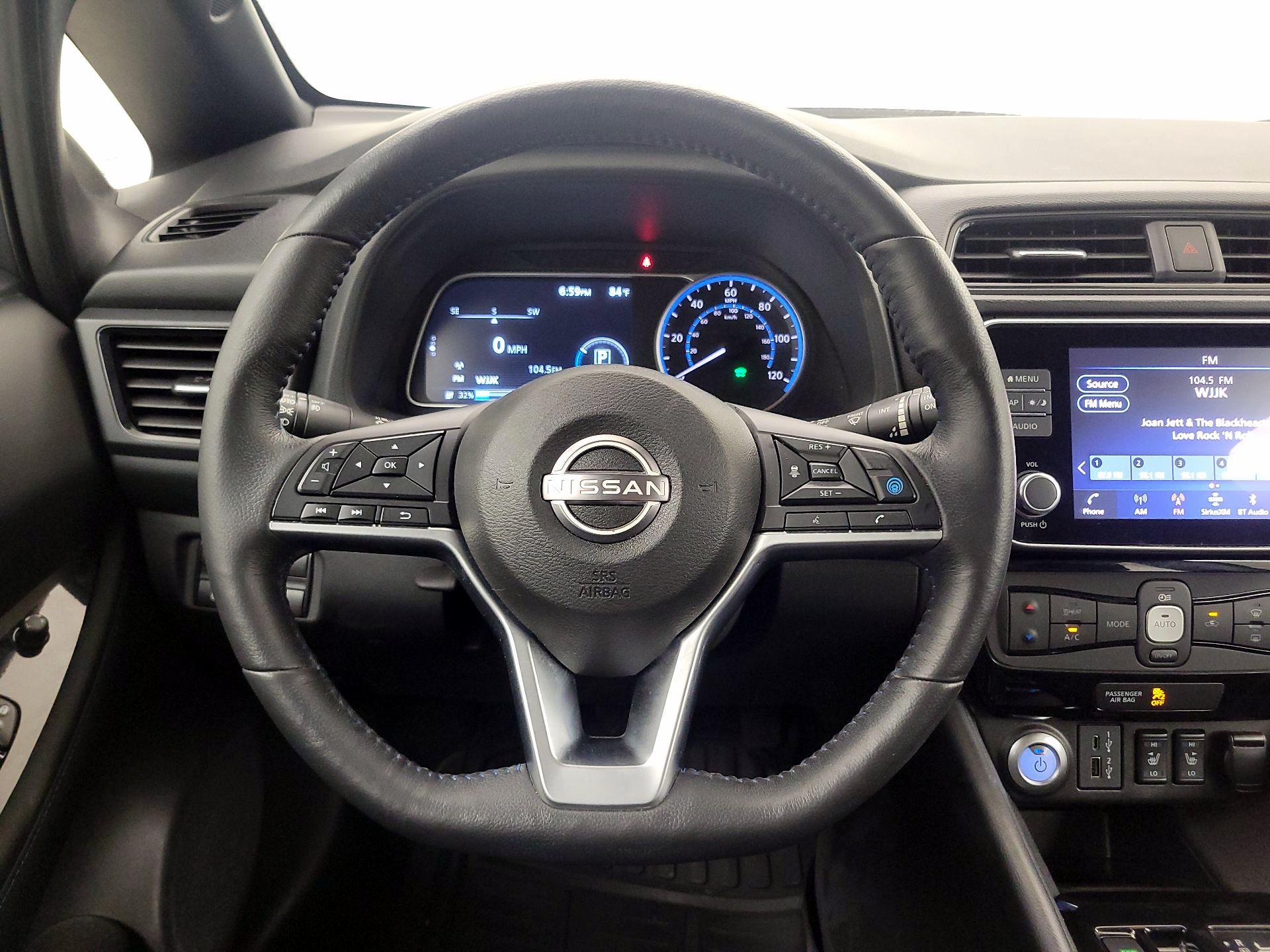 Thumbnail: 2023 Nissan Leaf - 10