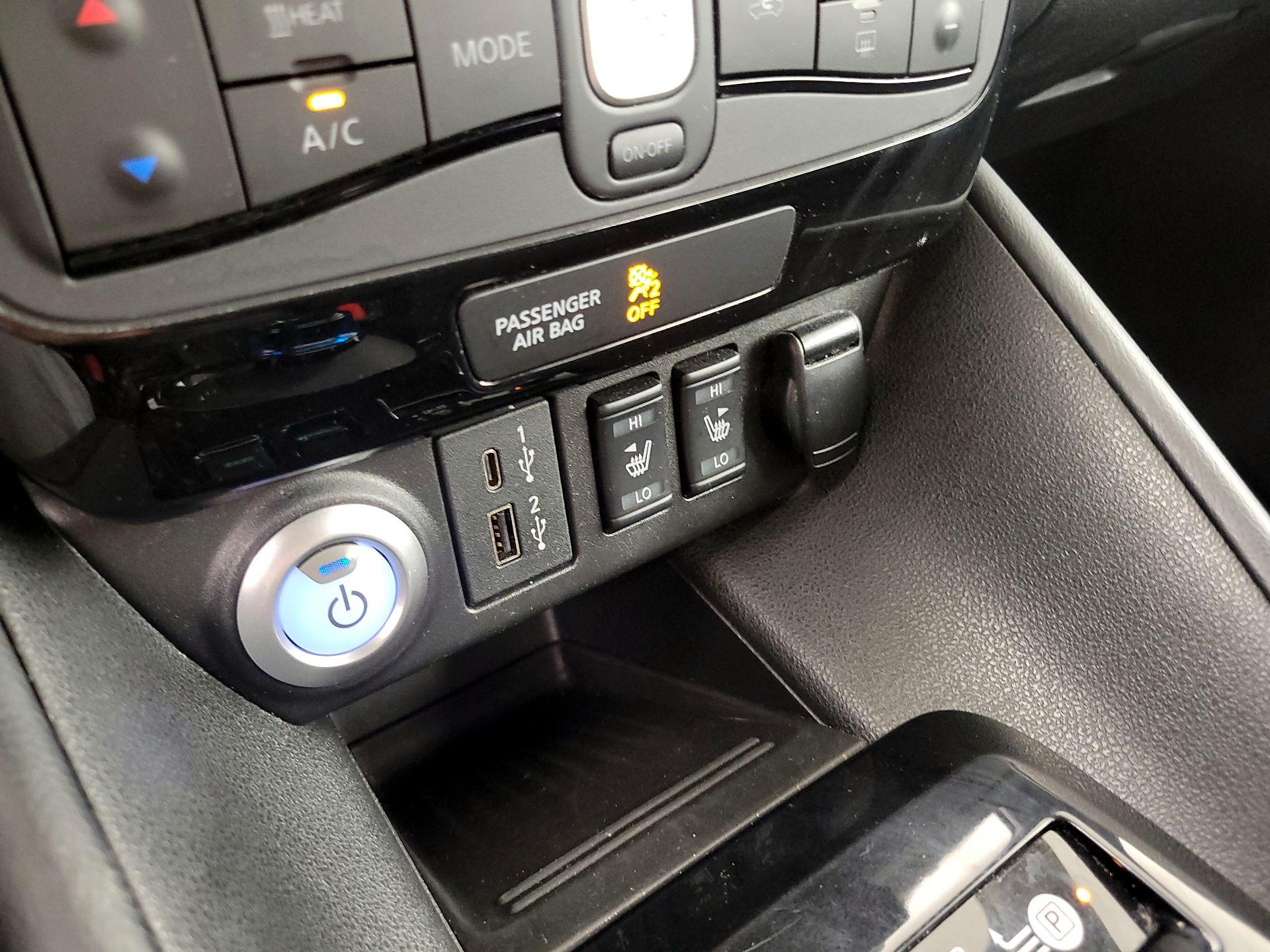 Thumbnail: 2023 Nissan Leaf - 18