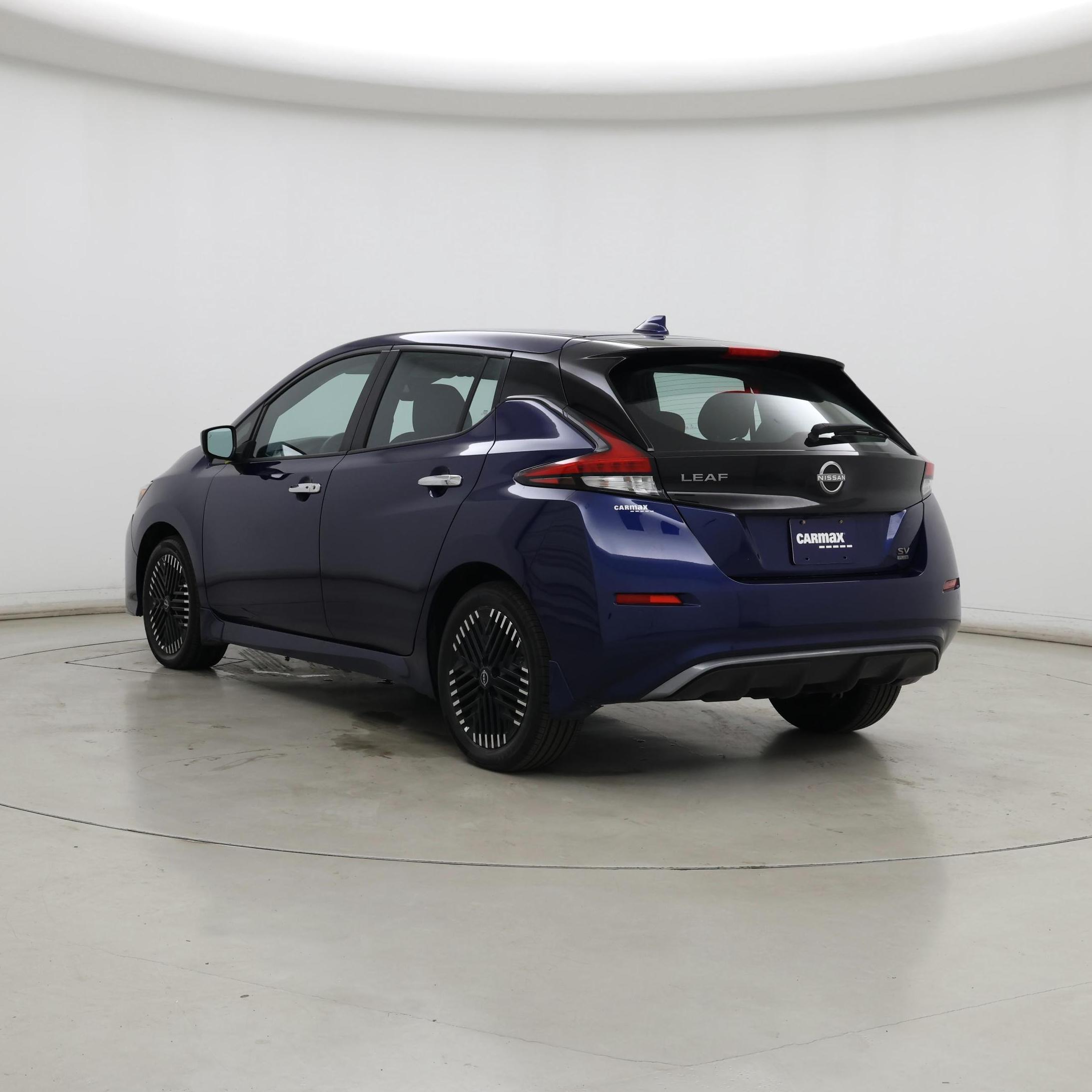 Thumbnail: 2023 Nissan Leaf - 2