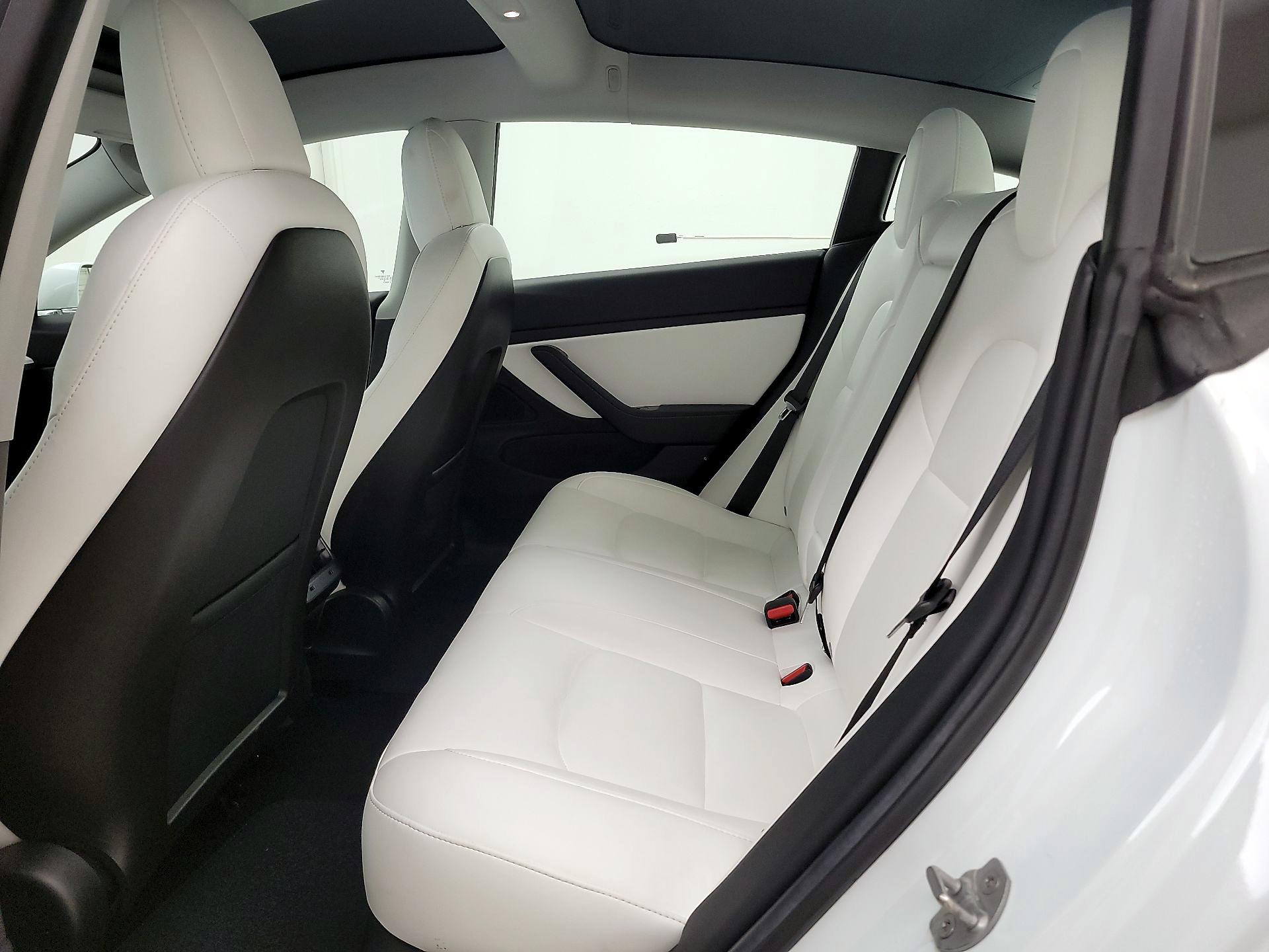 Thumbnail: 2019 Tesla Model 3 - 18