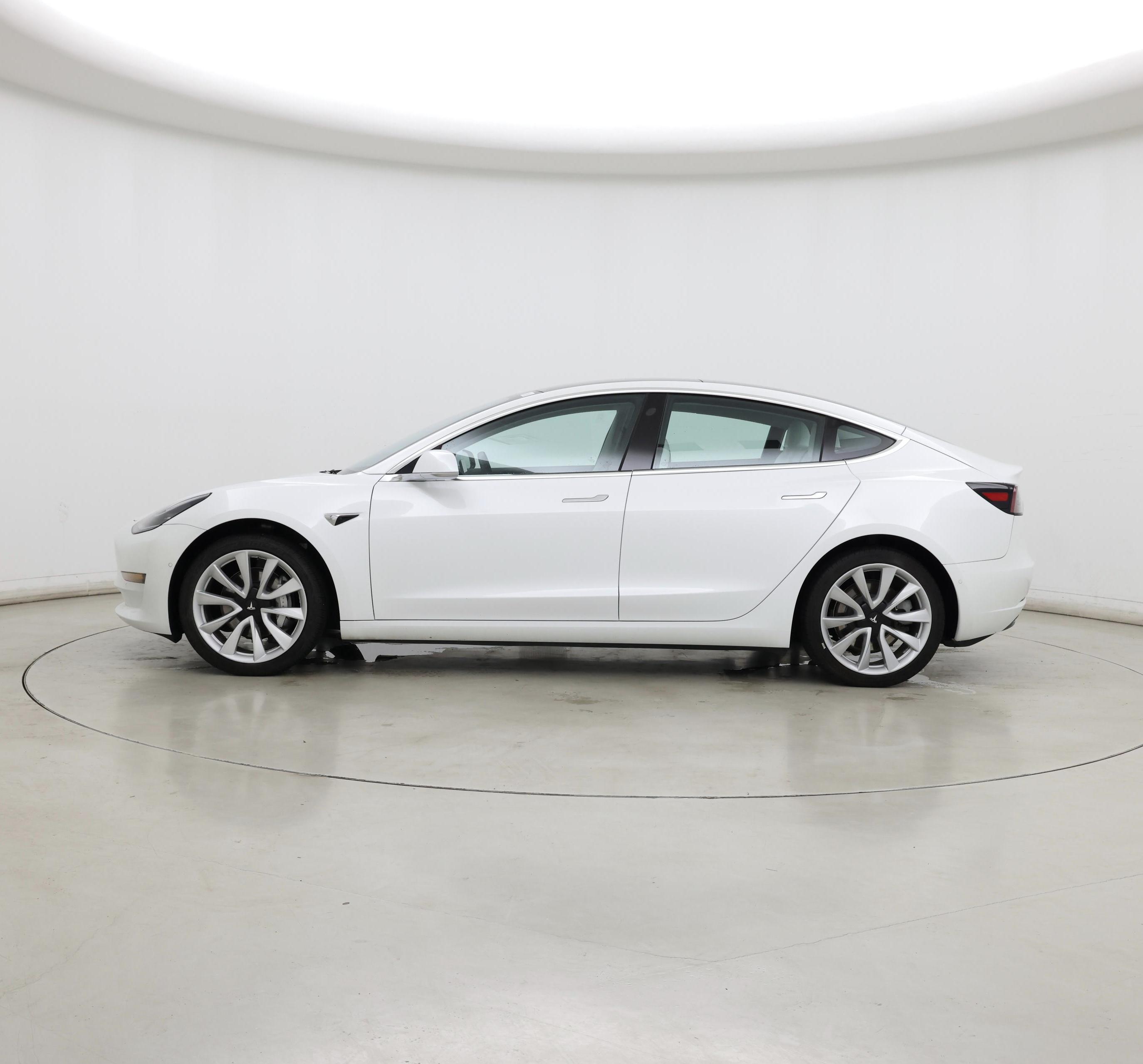 Thumbnail: 2019 Tesla Model 3 - 3