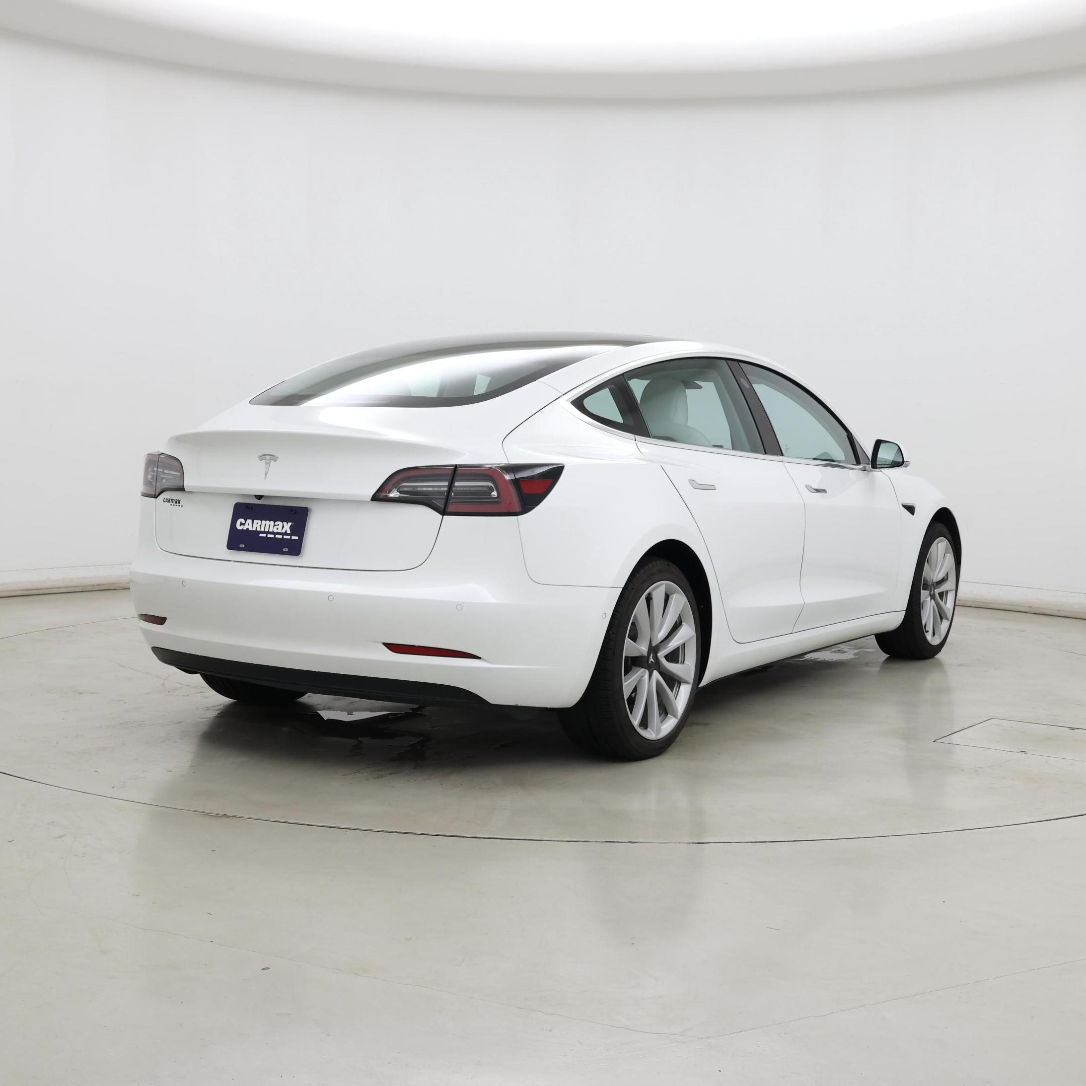 Thumbnail: 2019 Tesla Model 3 - 8