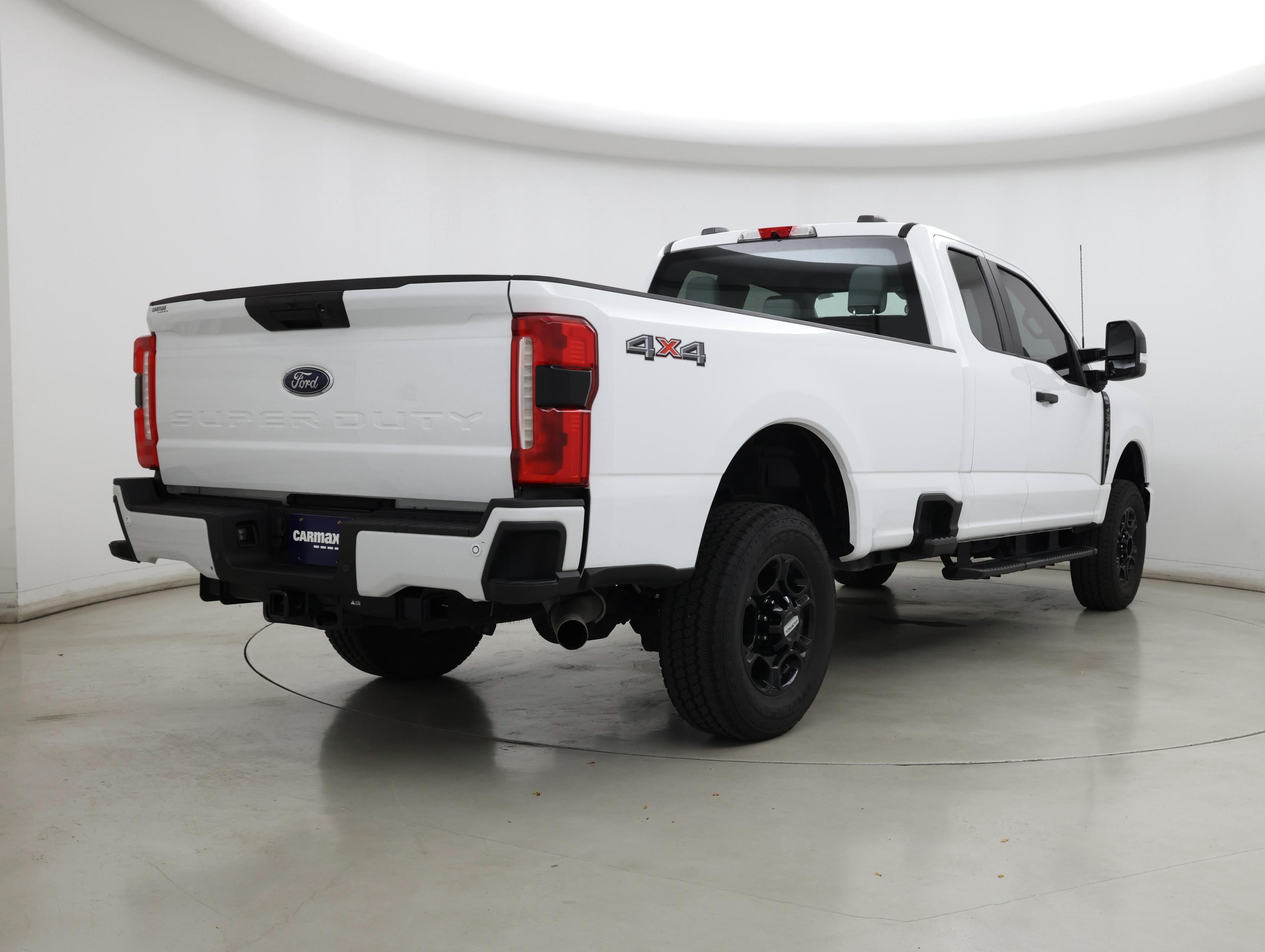 Thumbnail: 2023 Ford F-250 - 8