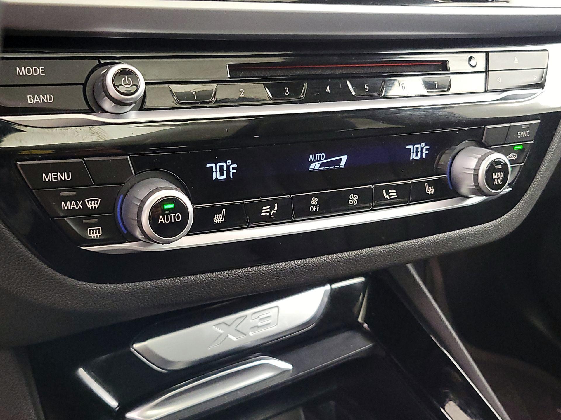 Thumbnail: 2019 BMW X3 - 17