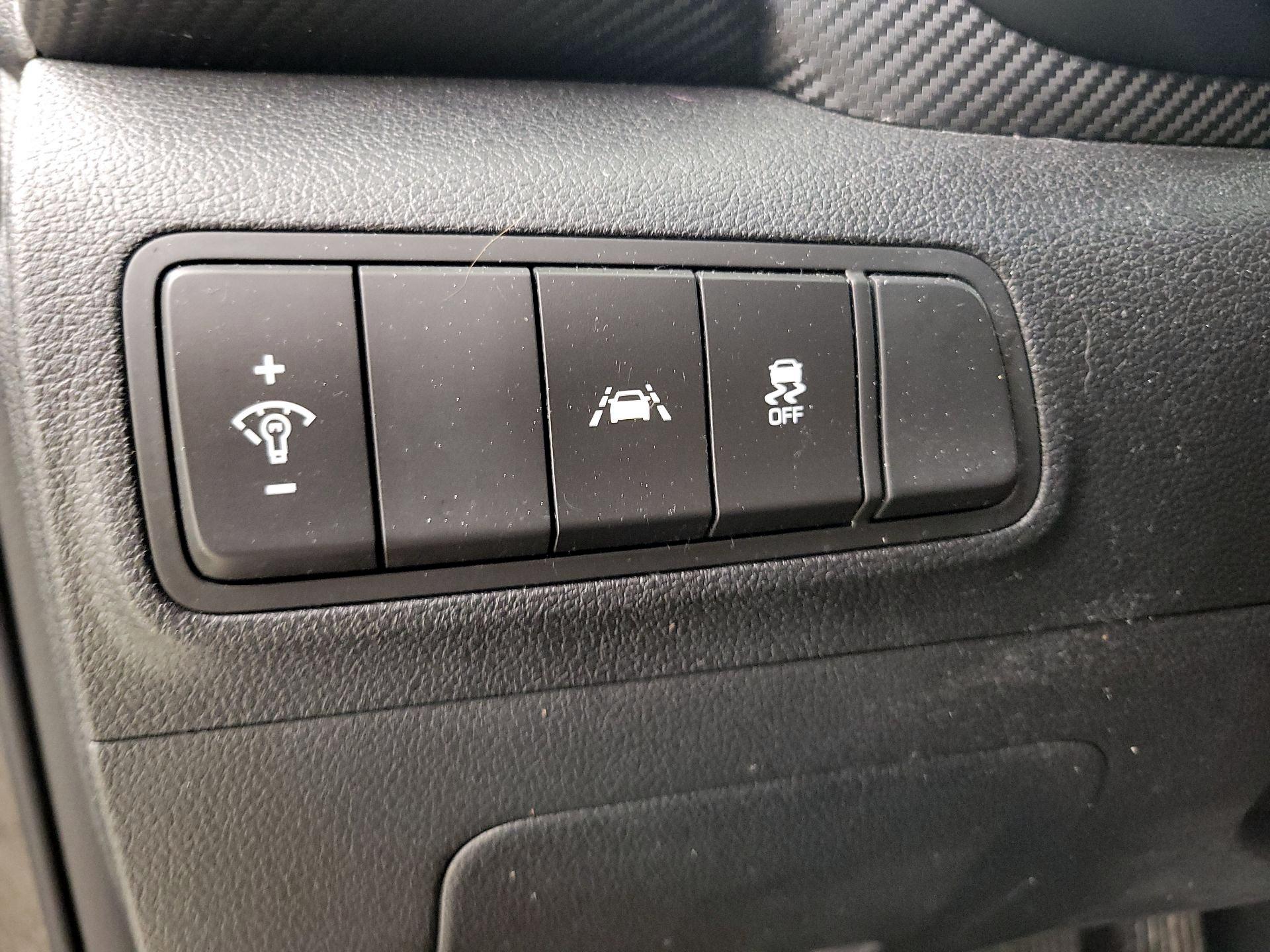 Thumbnail: 2019 Hyundai Tucson - 13