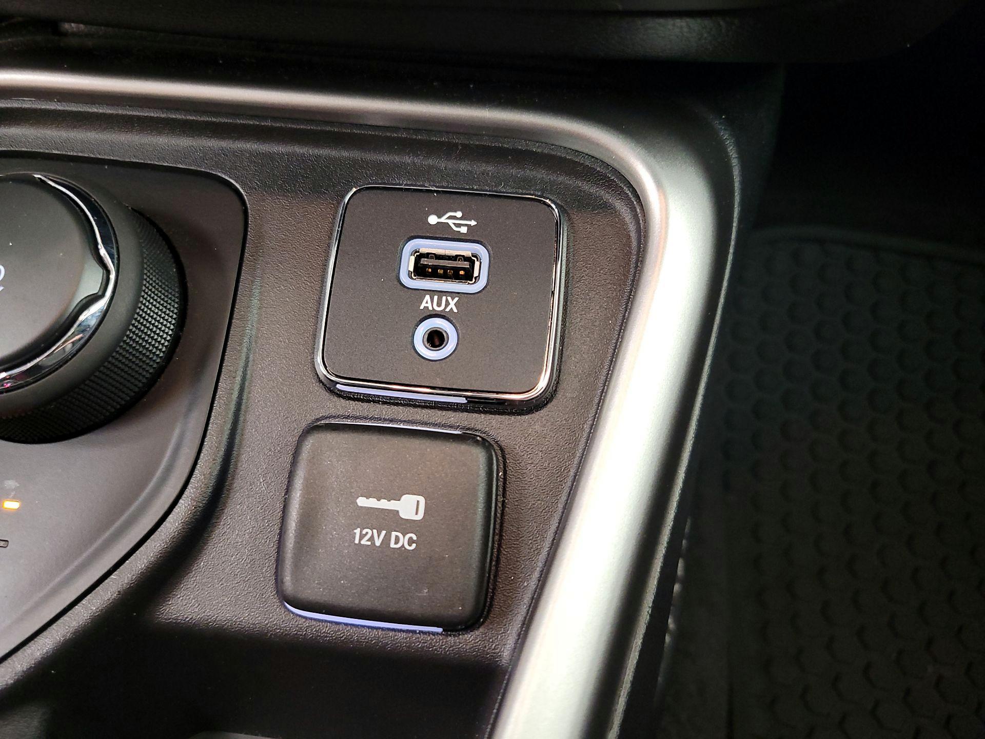 Thumbnail: 2018 Jeep Compass - 19