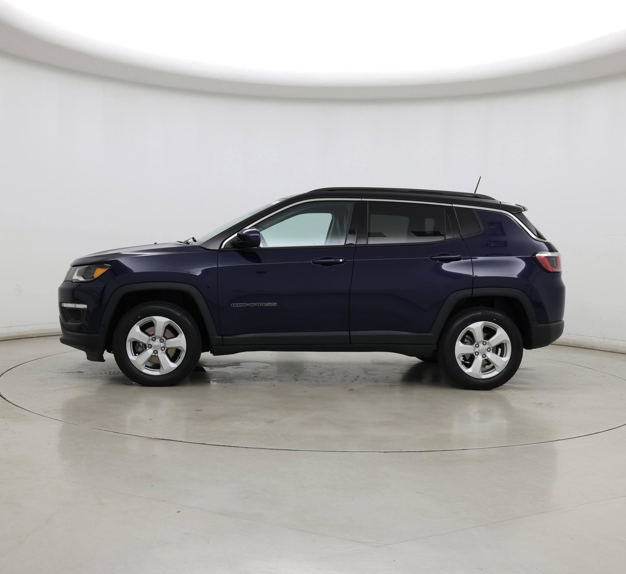 Thumbnail: 2018 Jeep Compass - 3