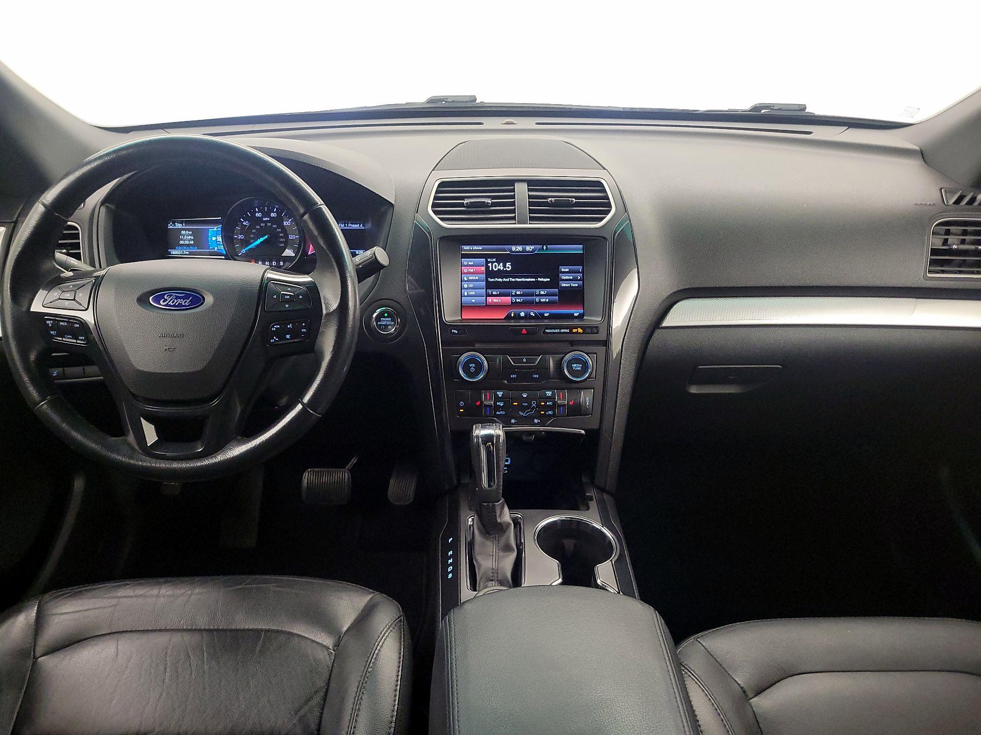Thumbnail: 2016 Ford Explorer - 9