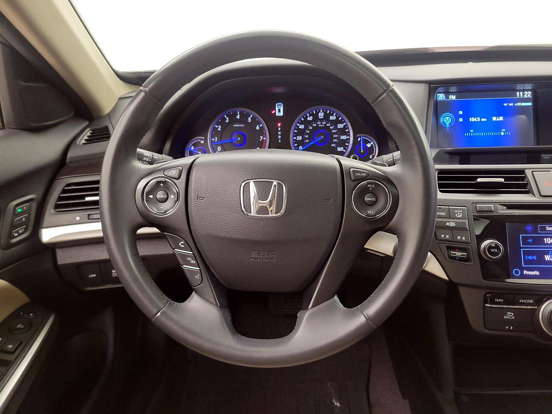 Thumbnail: 2015 Honda Accord Crosstour - 10