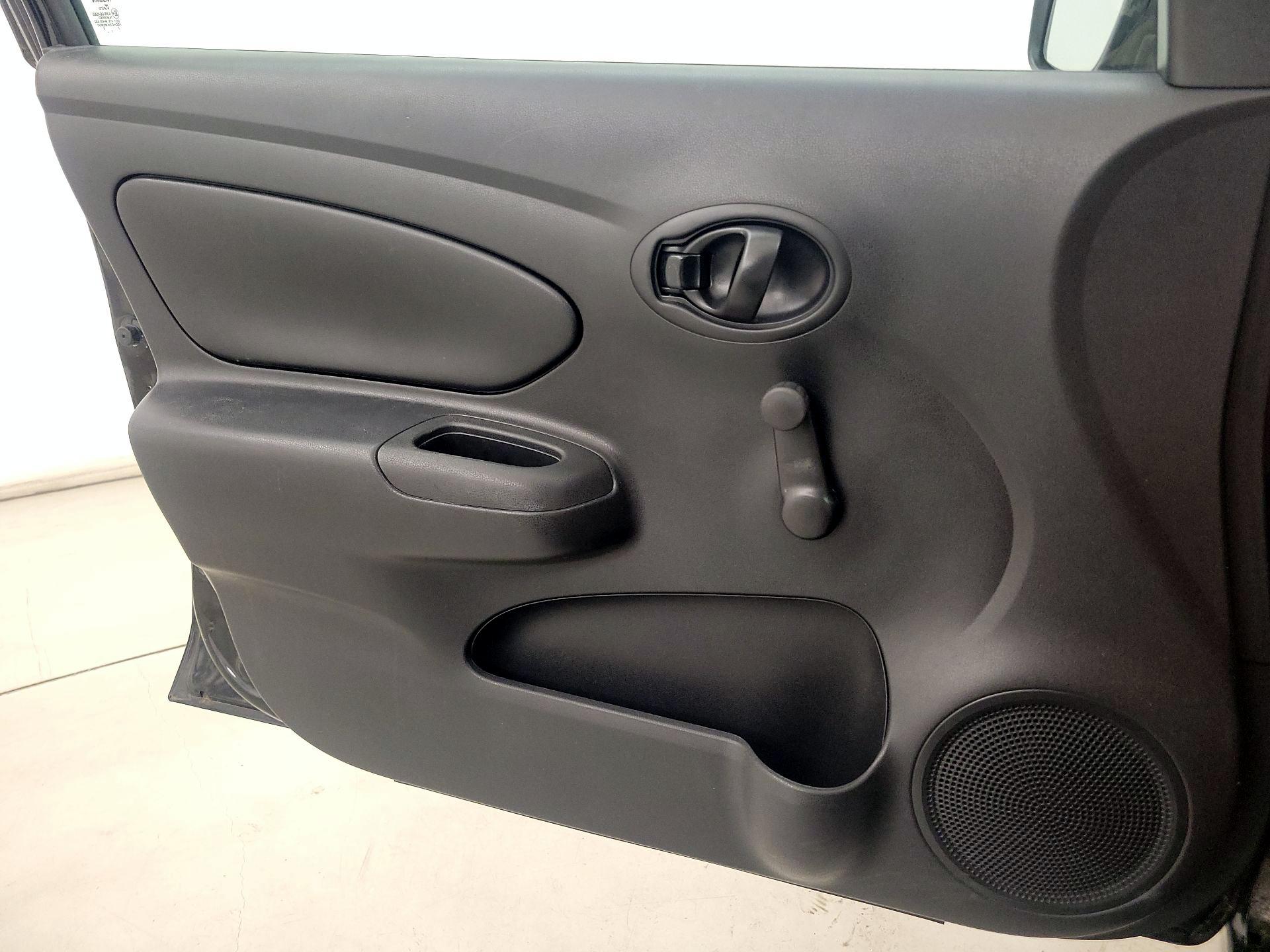 Thumbnail: 2018 Nissan Versa - 12