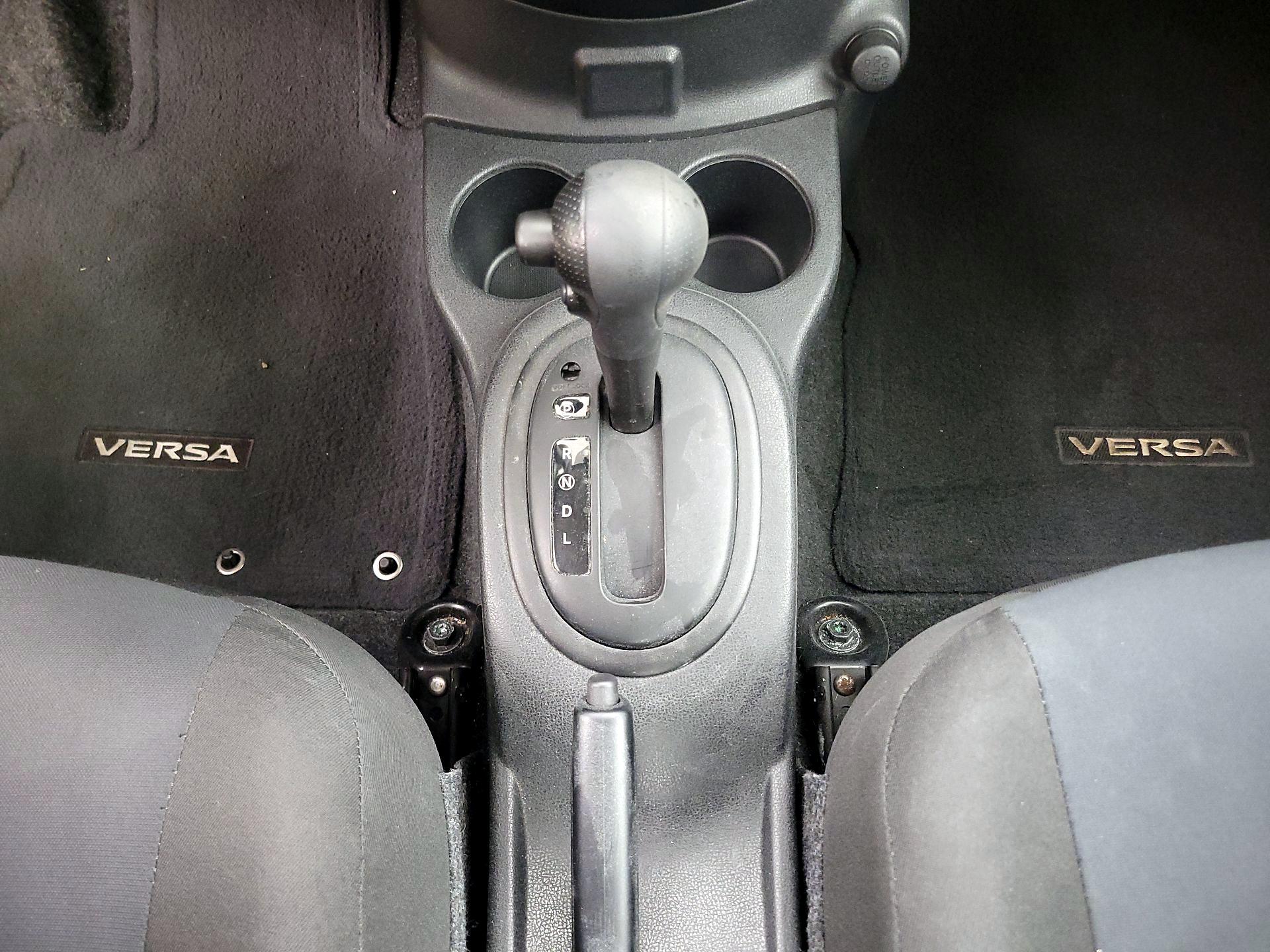 Thumbnail: 2018 Nissan Versa - 16