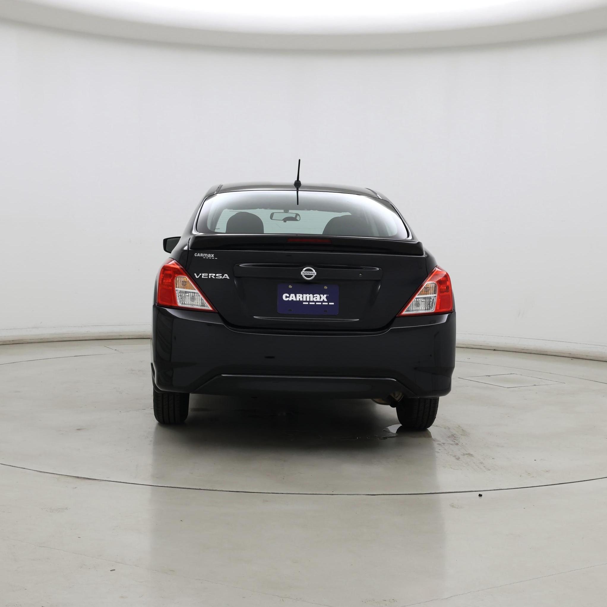 Thumbnail: 2018 Nissan Versa - 6