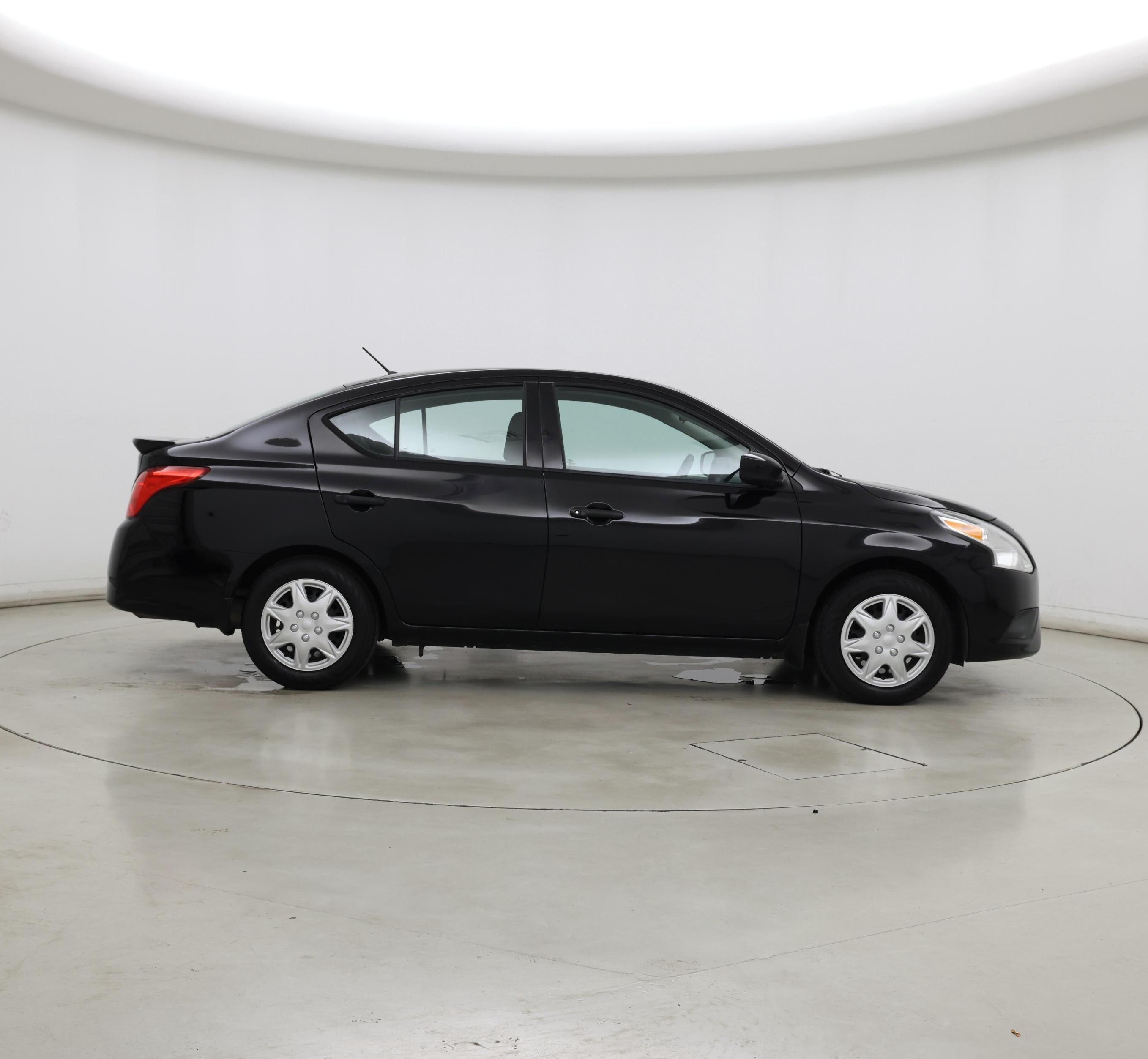 Thumbnail: 2018 Nissan Versa - 7