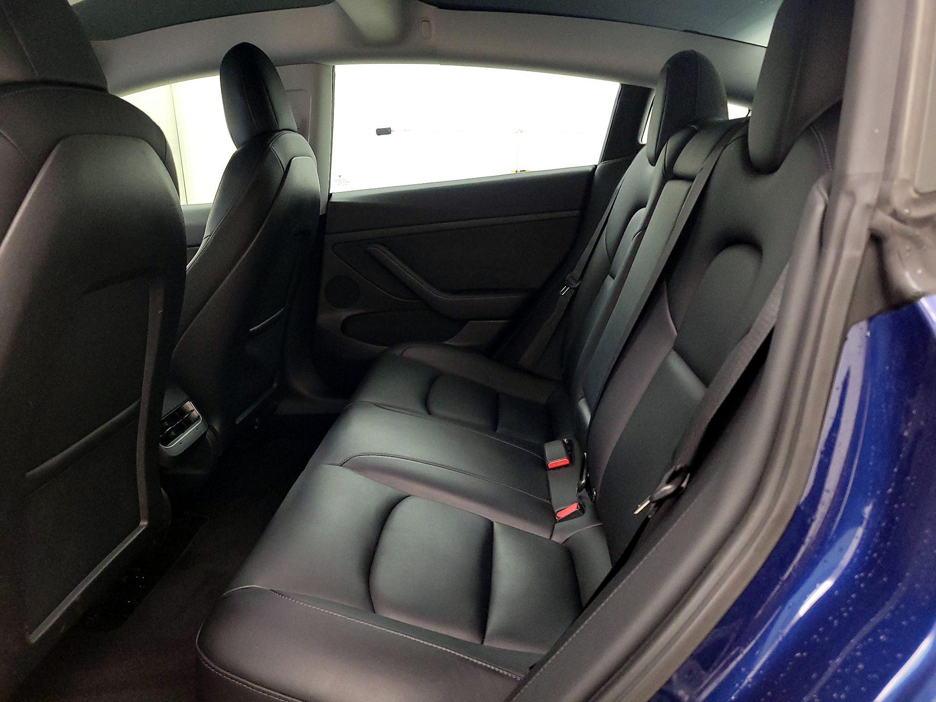Thumbnail: 2021 Tesla Model 3 - 18