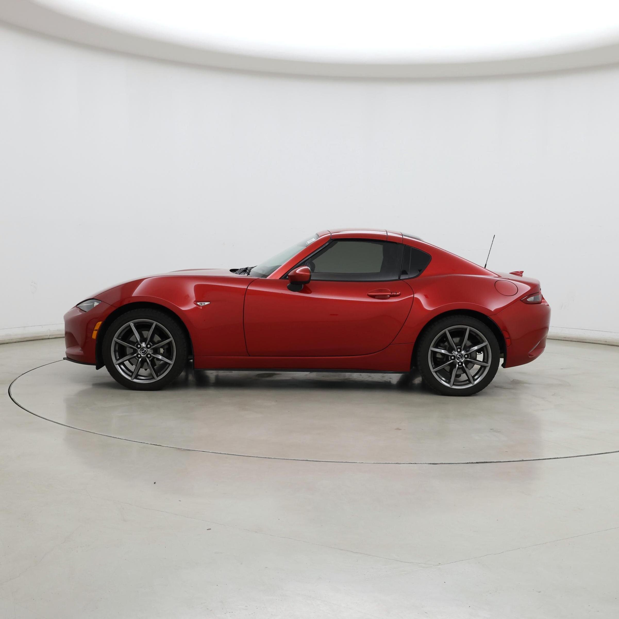 Thumbnail: 2017 Mazda MX-5 Miata - 3