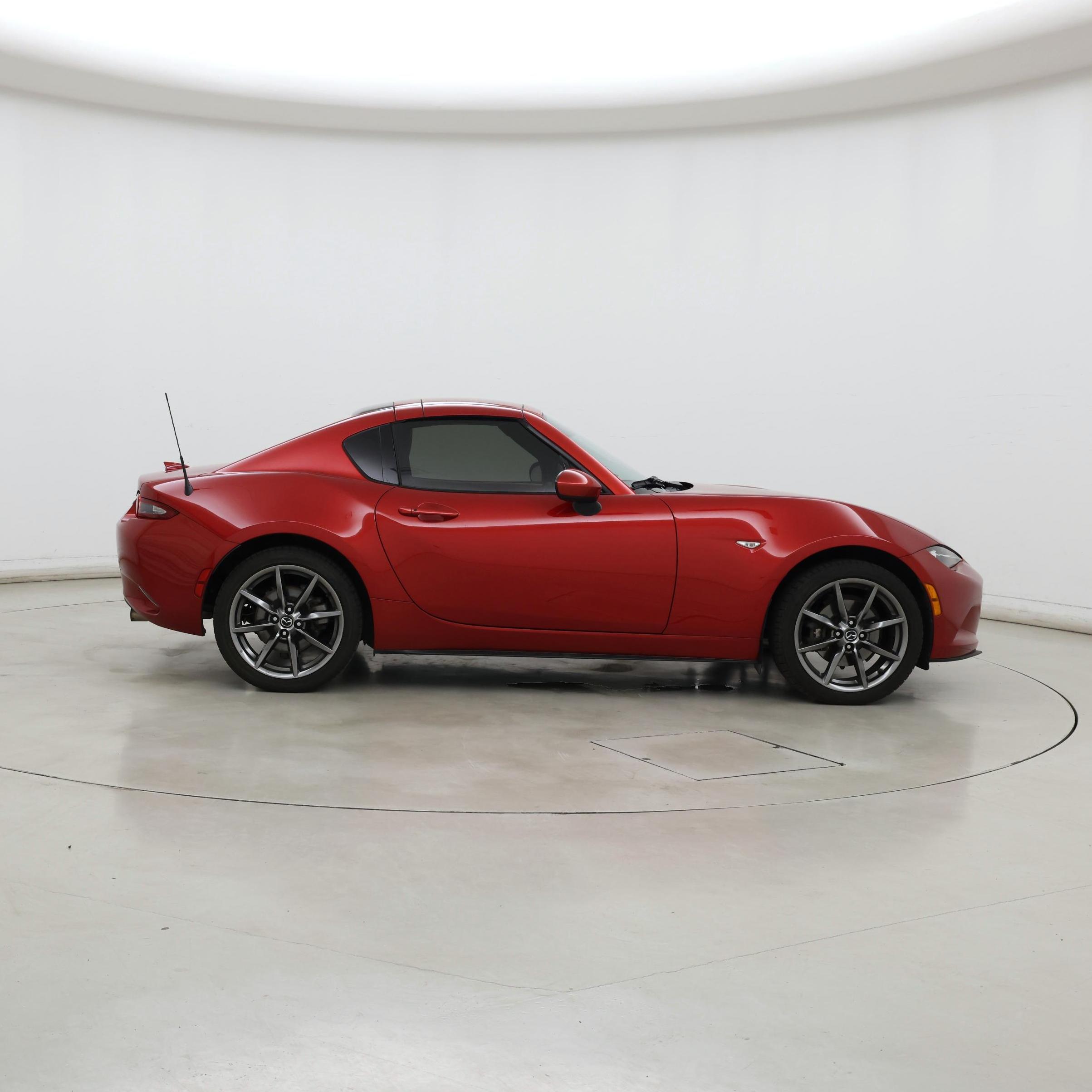 Thumbnail: 2017 Mazda MX-5 Miata - 7