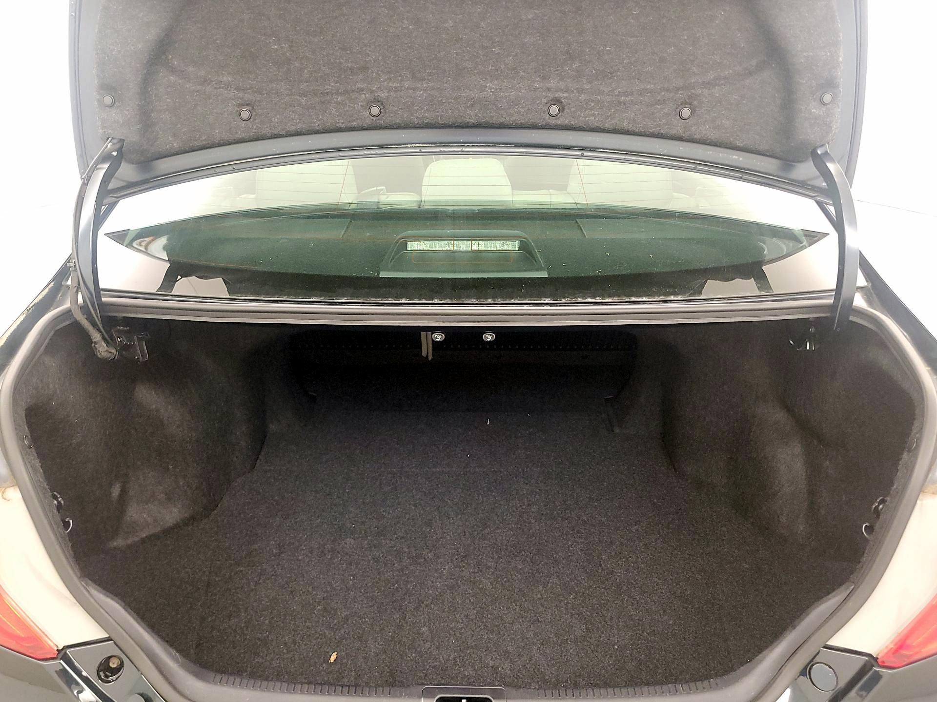 Thumbnail: 2014 Toyota Camry - 20