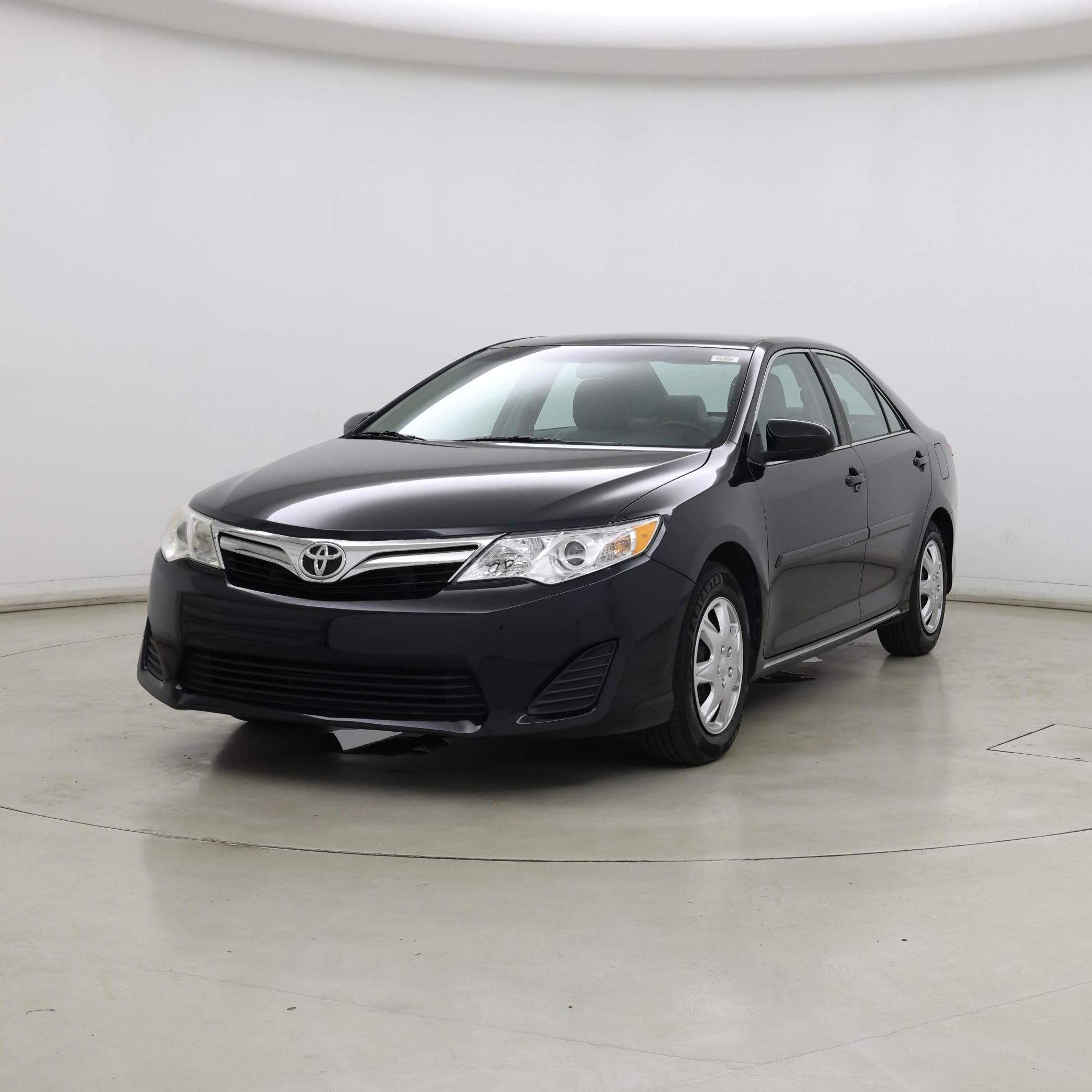 Thumbnail: 2014 Toyota Camry - 4