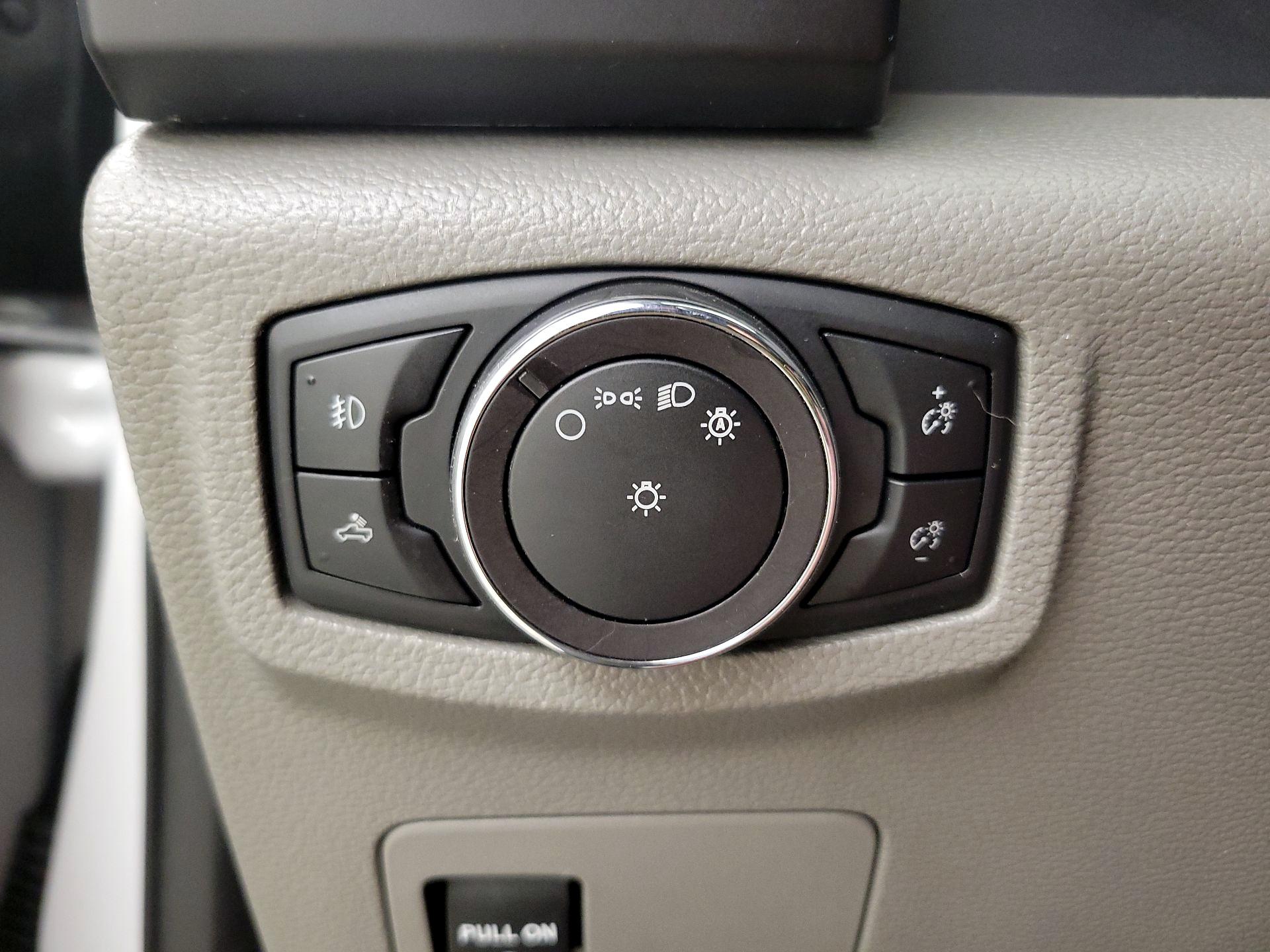 Thumbnail: 2019 Ford F-150 - 13