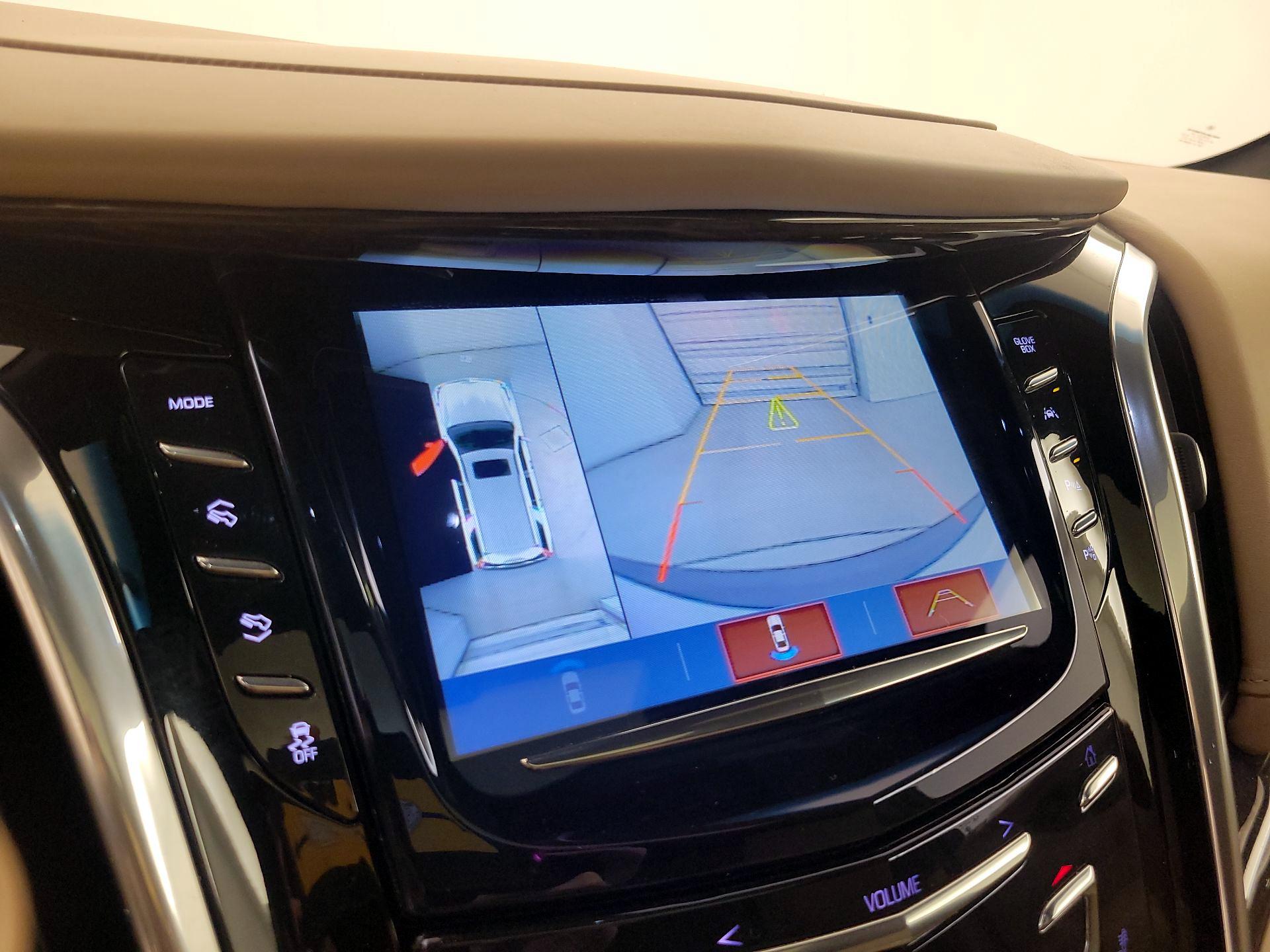 Thumbnail: 2019 Cadillac Escalade - 15