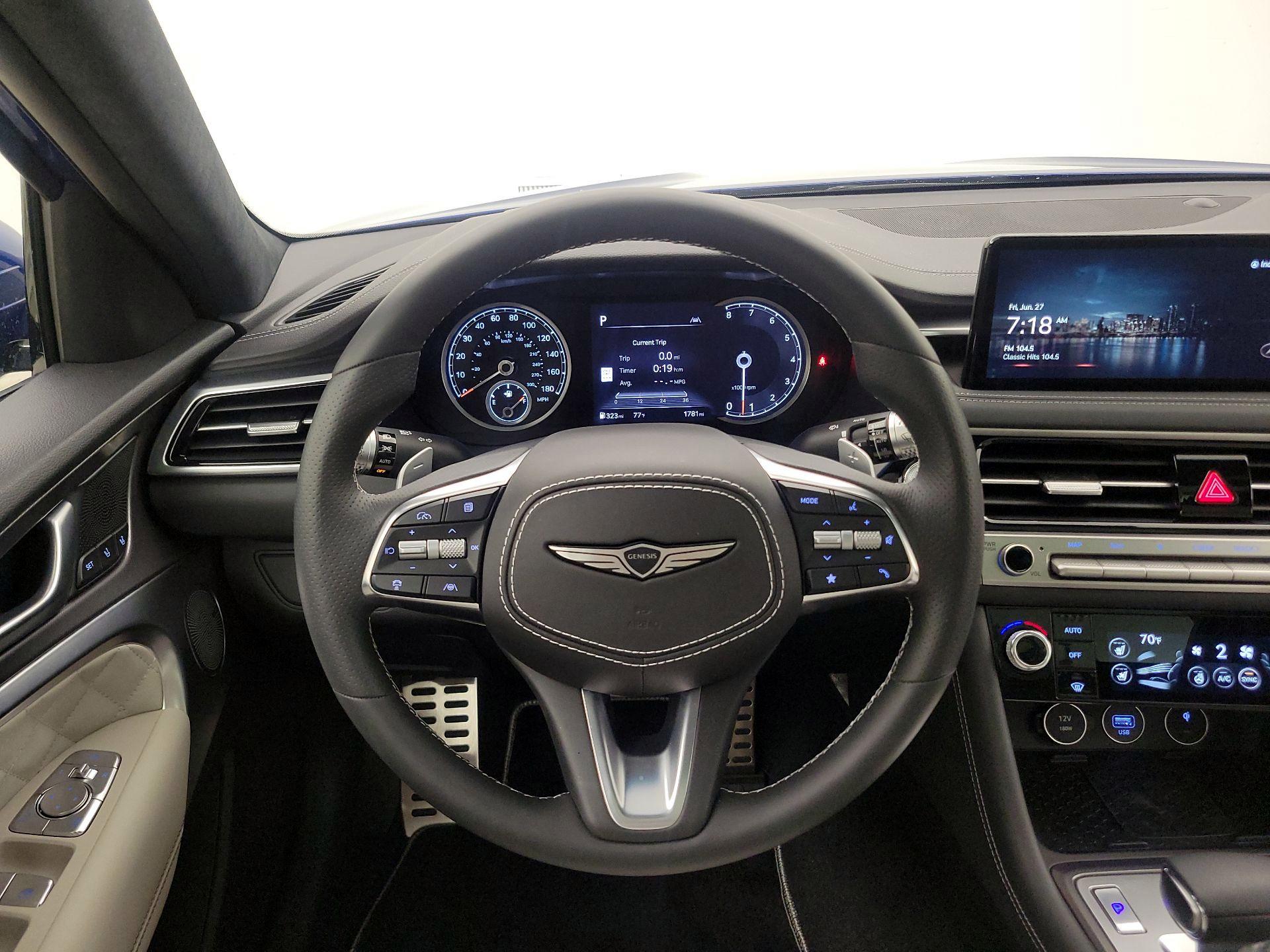 Thumbnail: 2025 Genesis G70 - 10