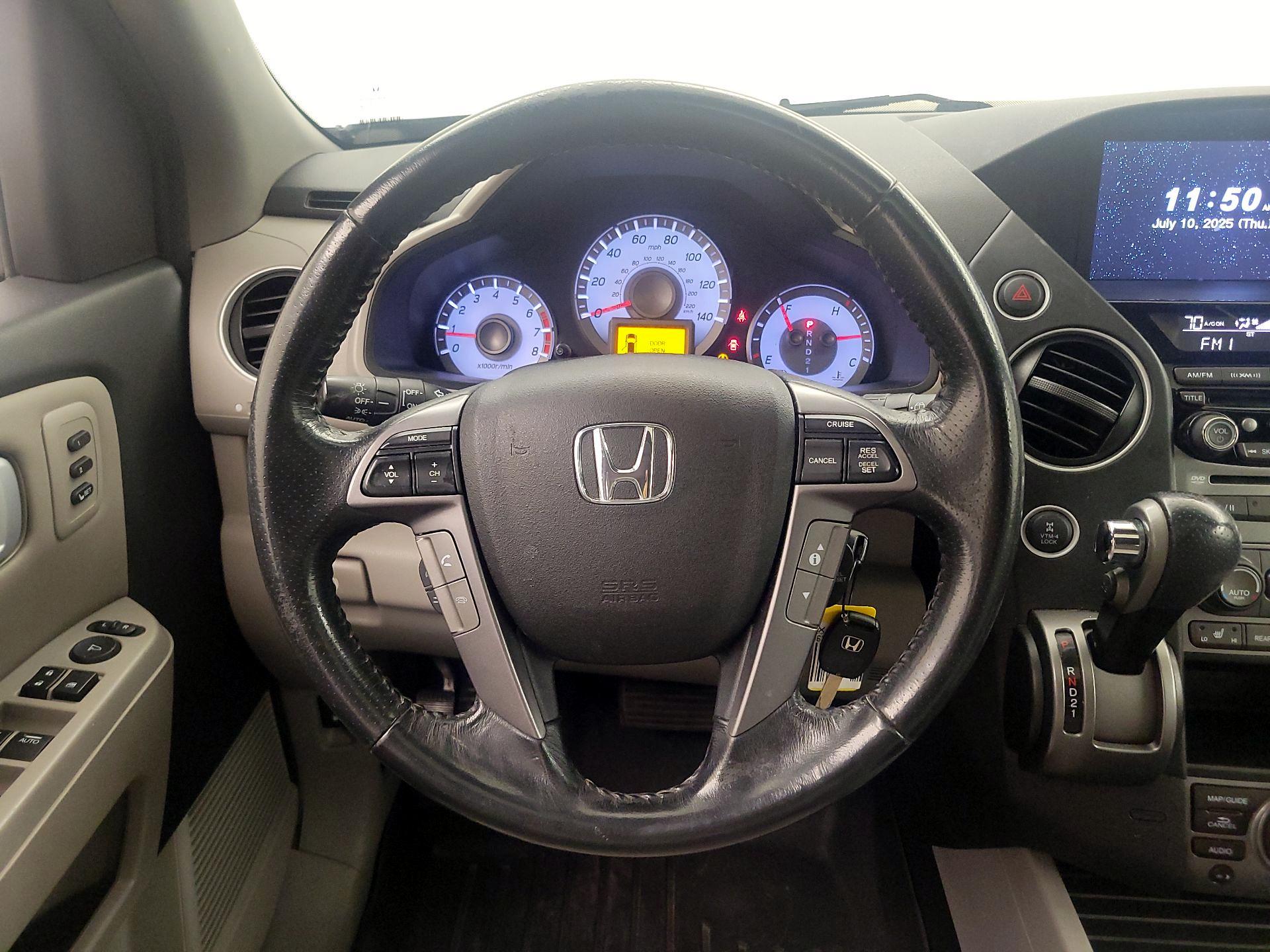 Thumbnail: 2013 Honda Pilot - 10