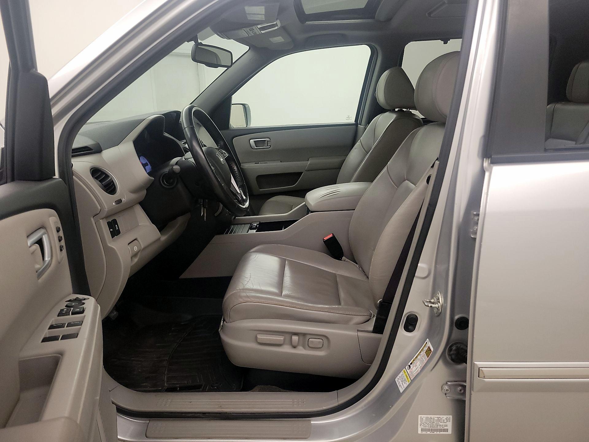 Thumbnail: 2013 Honda Pilot - 11